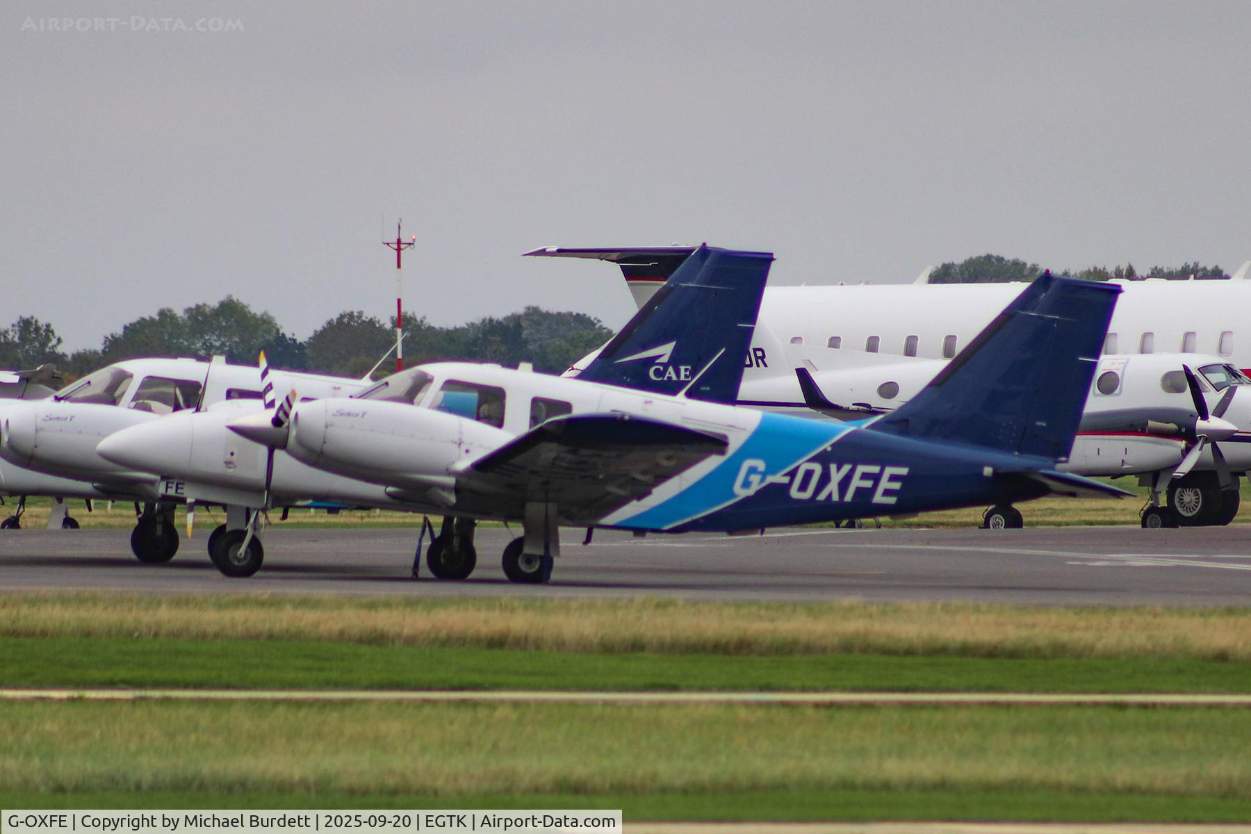 G-OXFE, 2013 Piper PA-34-220T Seneca V C/N 34-49484, Based Seneca