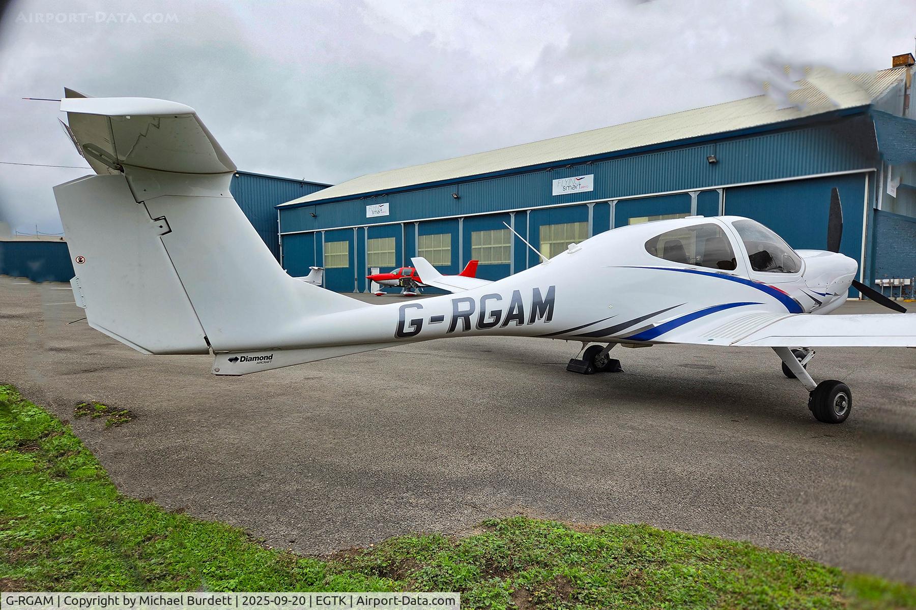 G-LDGC, 2006 Diamond DA-40D Diamond Star C/N D4.252, Based DA40