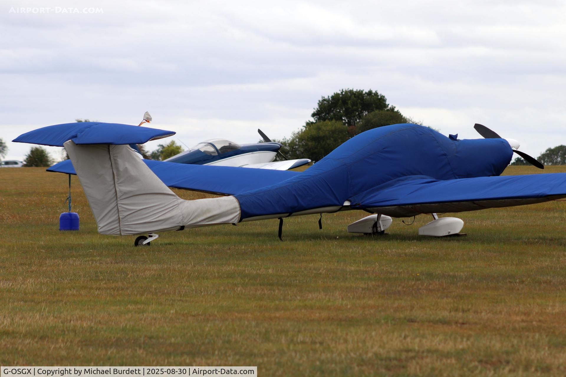 G-CLVJ, 1998 Glaser-Dirks DG-500 Elan Orion C/N 5E177X29, Husbands Bosworth