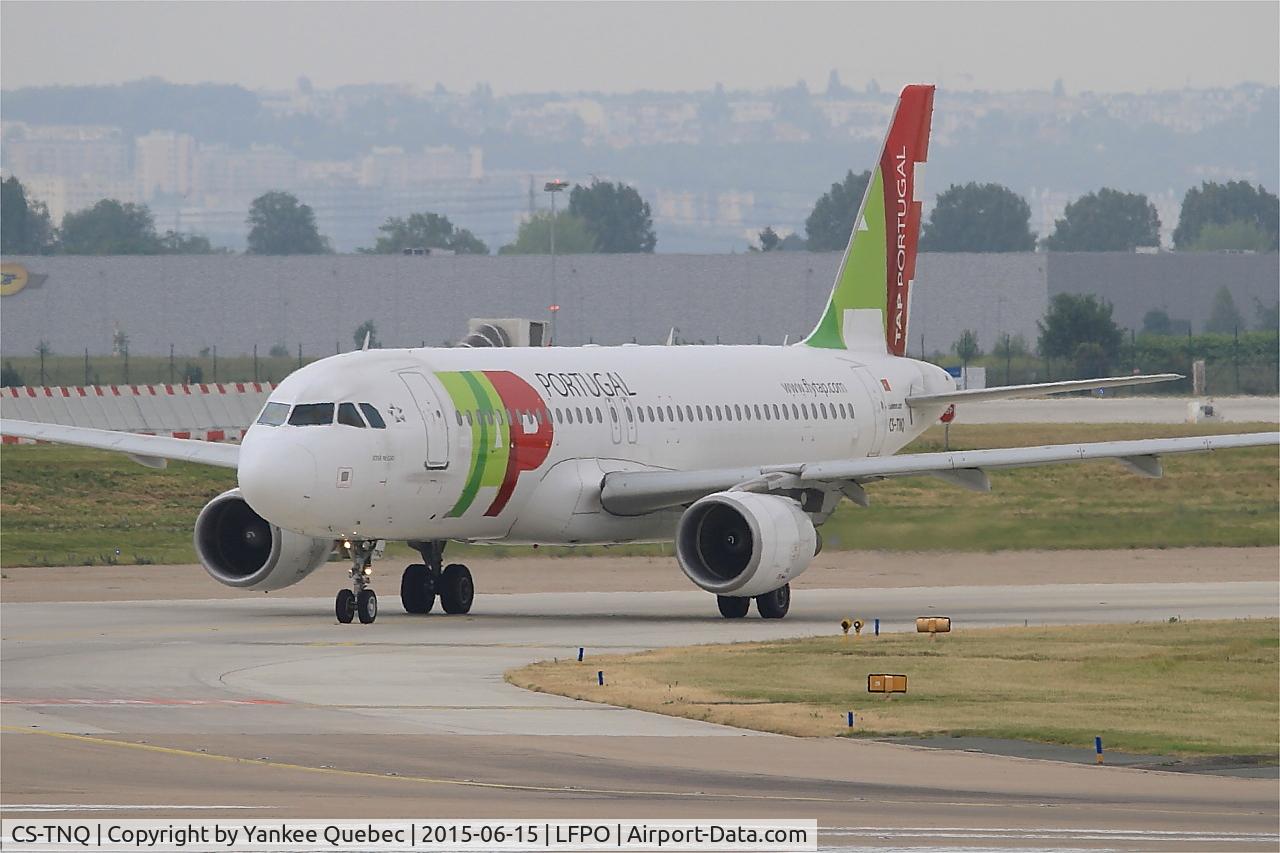 CS-TNQ, 2009 Airbus A320-214 C/N 3769, Airbus A320-214, Taxiing to holding point rwy 08, Paris-Orly airport (LFPO-ORY)