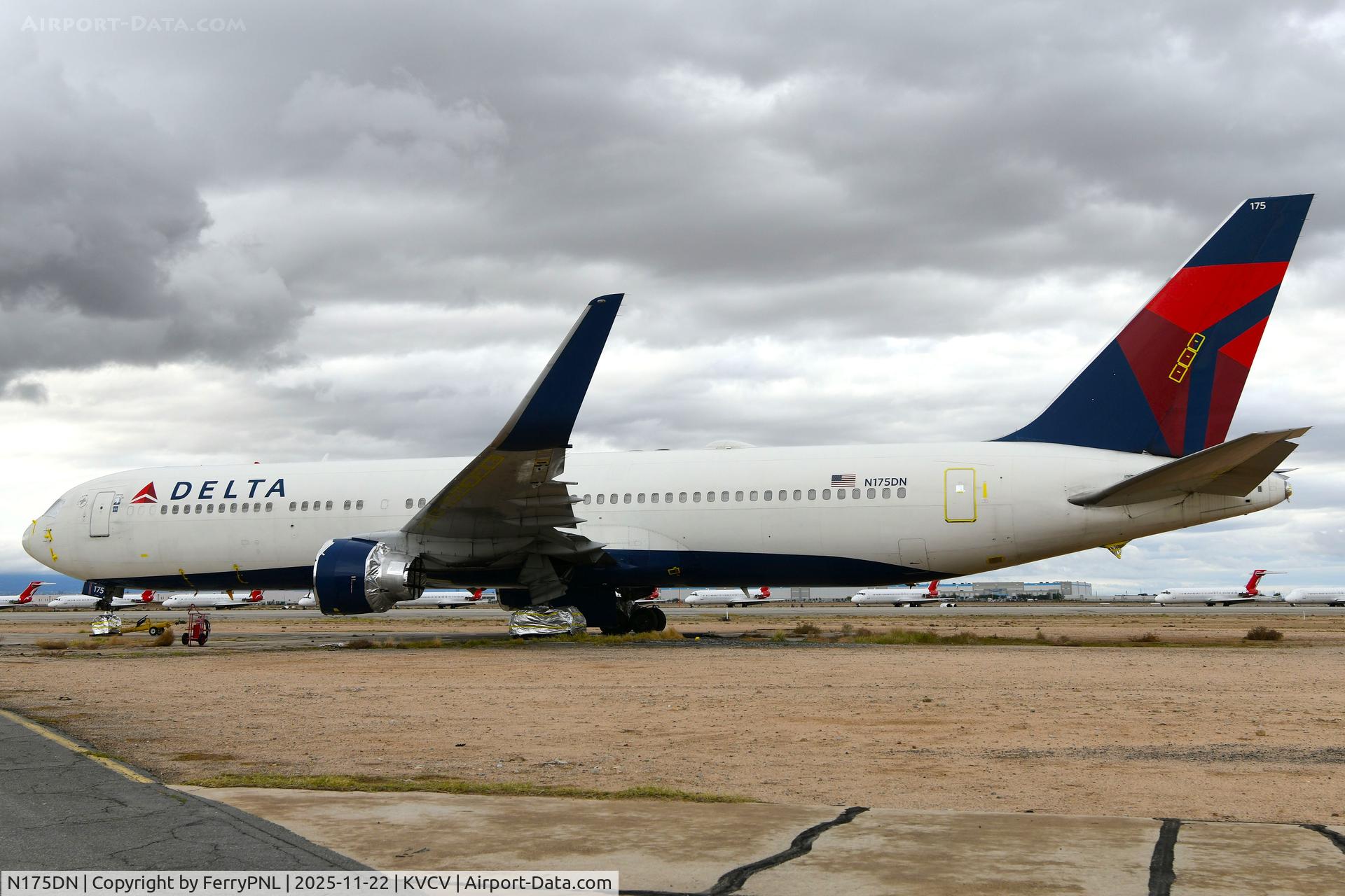 N175DN, 1990 Boeing 767-332 C/N 24803, Delta stored this B763 after 35 years of service