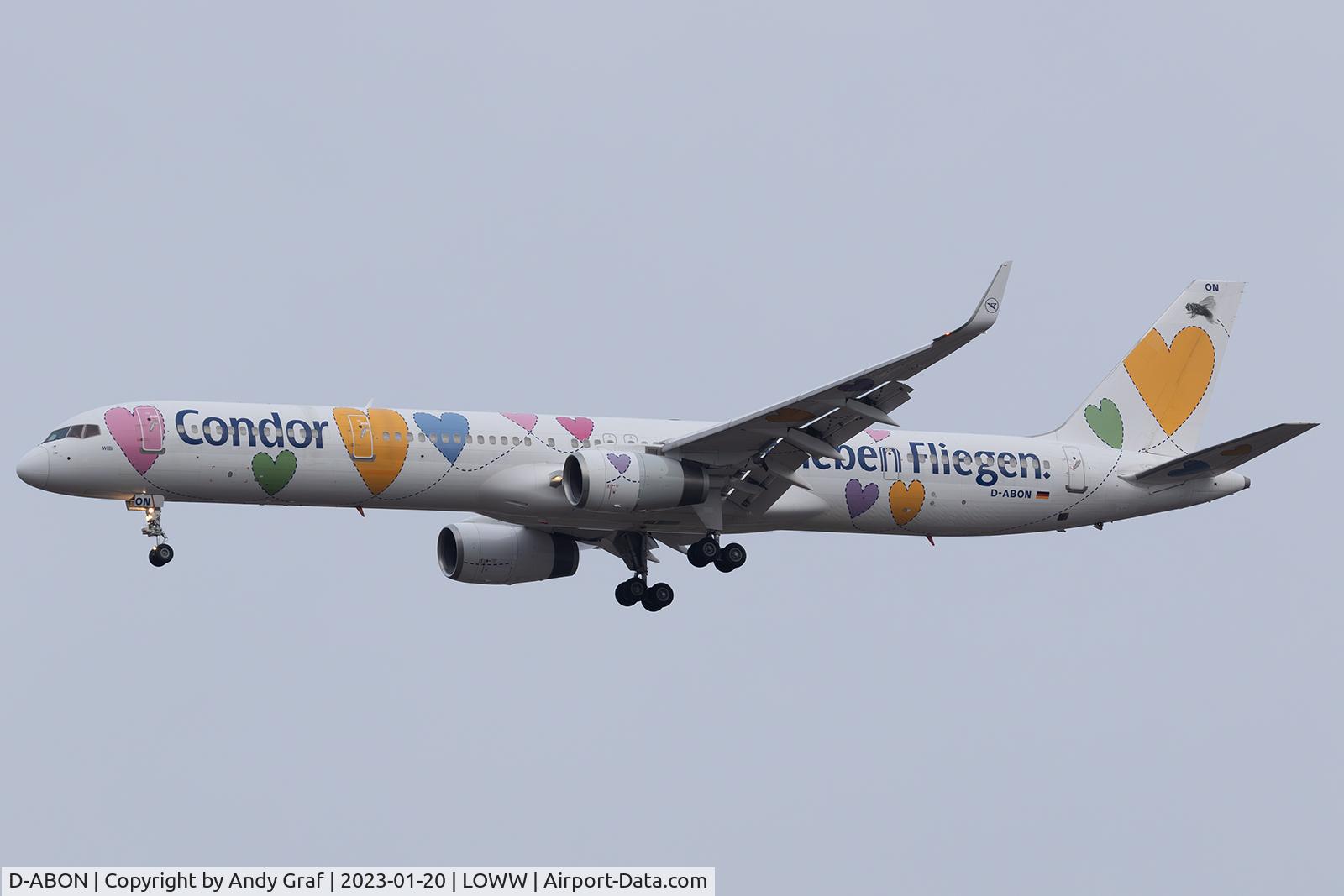 D-ABON, 2000 Boeing 757-330 C/N 29023, Condor 757-300