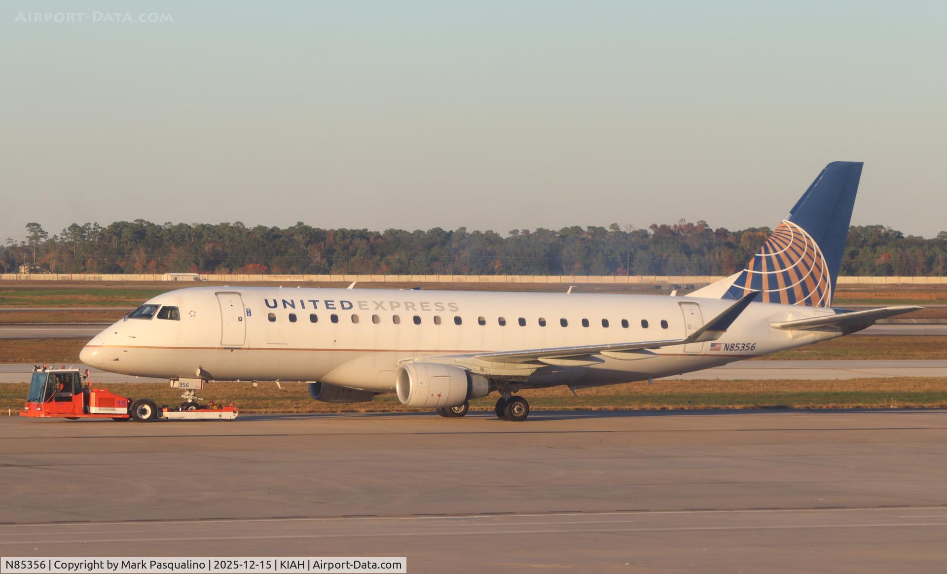 N85356, 2017 Embraer 175LR (ERJ-170-200LR) C/N 17000692, ERJ-170-200LR
