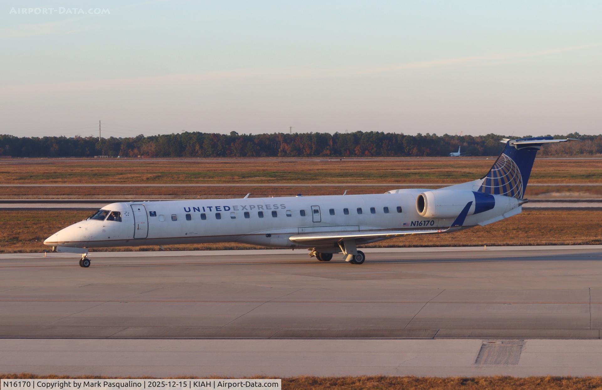 N16170, 2004 Embraer ERJ-145XR (EMB-145XR) C/N 14500850, EMB-145XR