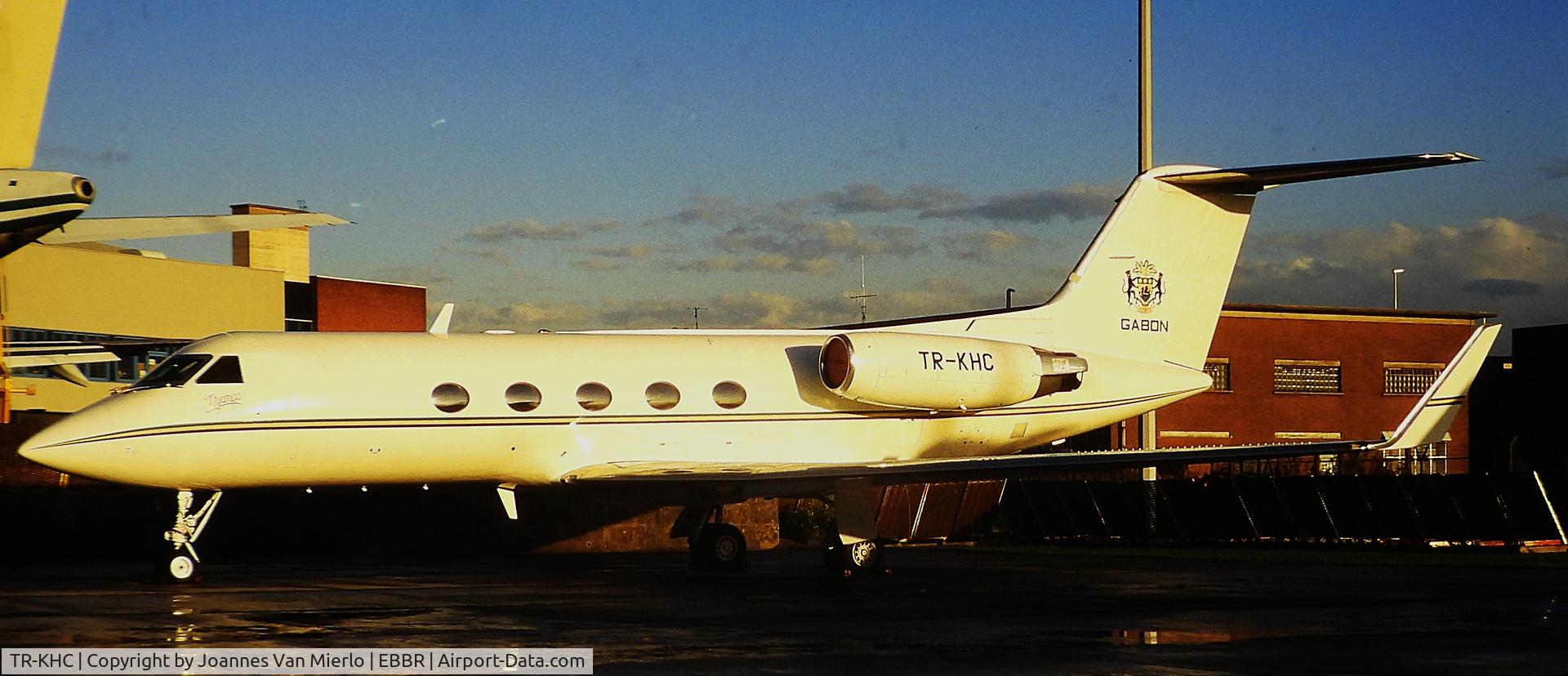 TR-KHC, Grumman G1159A Gulfstream III C/N 326, ex-slide