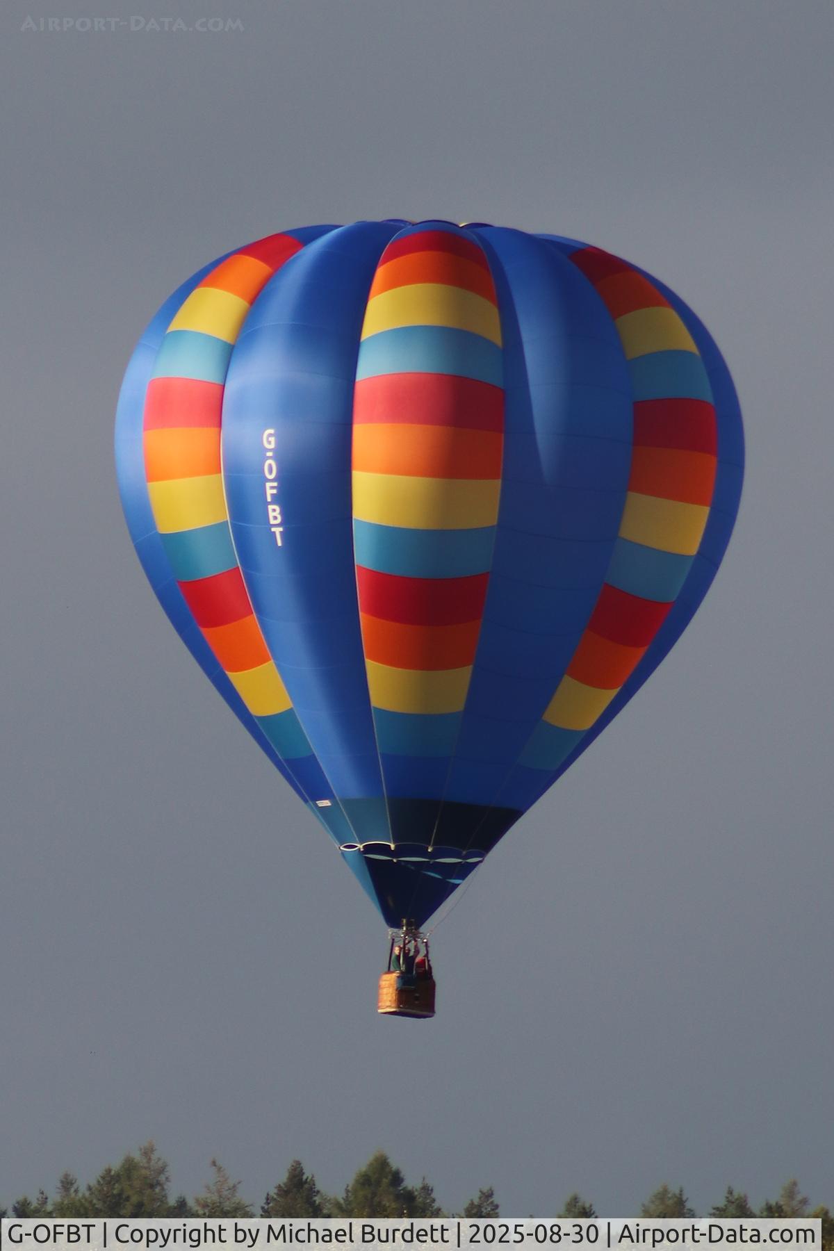 G-OFBT, 2017 Cameron Balloons O-84 C/N 12137, Chatsworth House