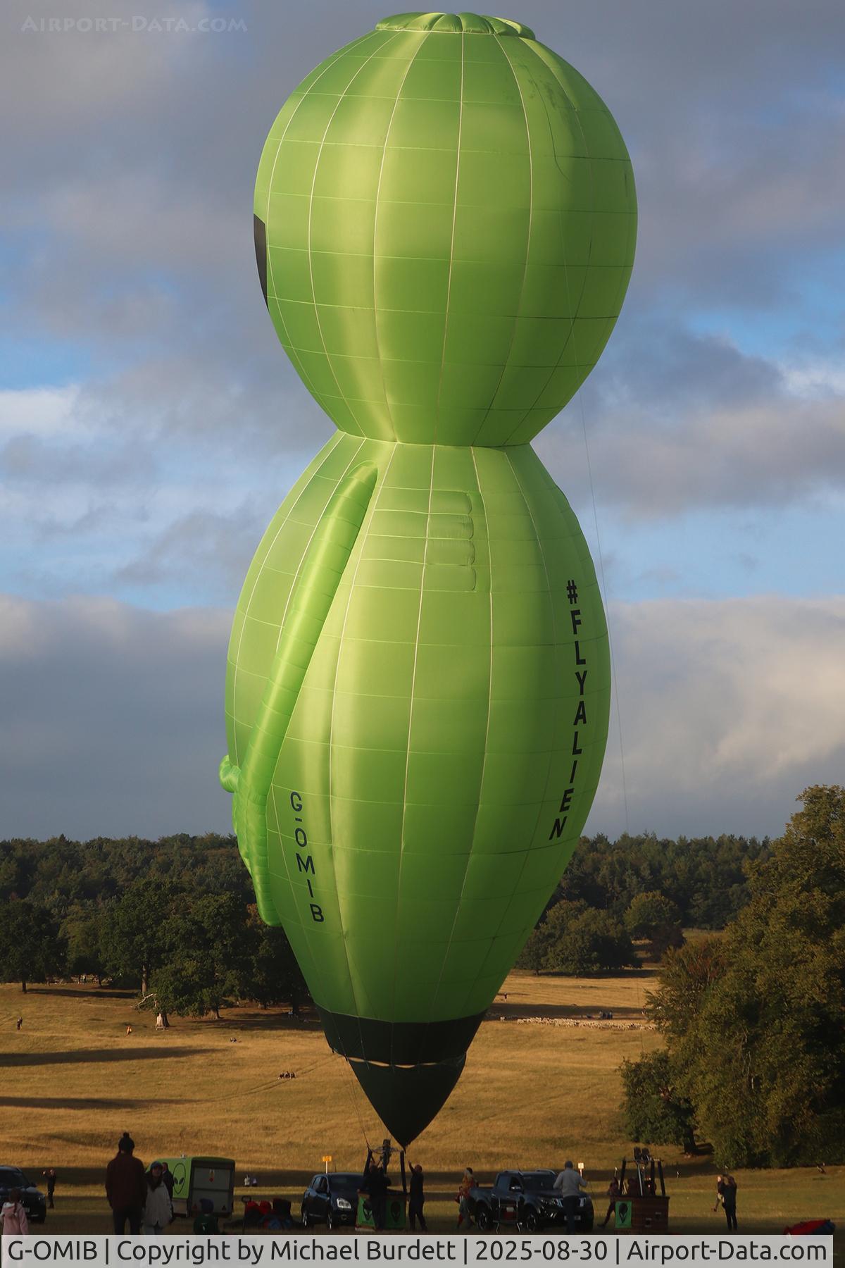 G-OMIB, 2022 Diamond Character -48 C/N DB-SN-005, Chatsworth House