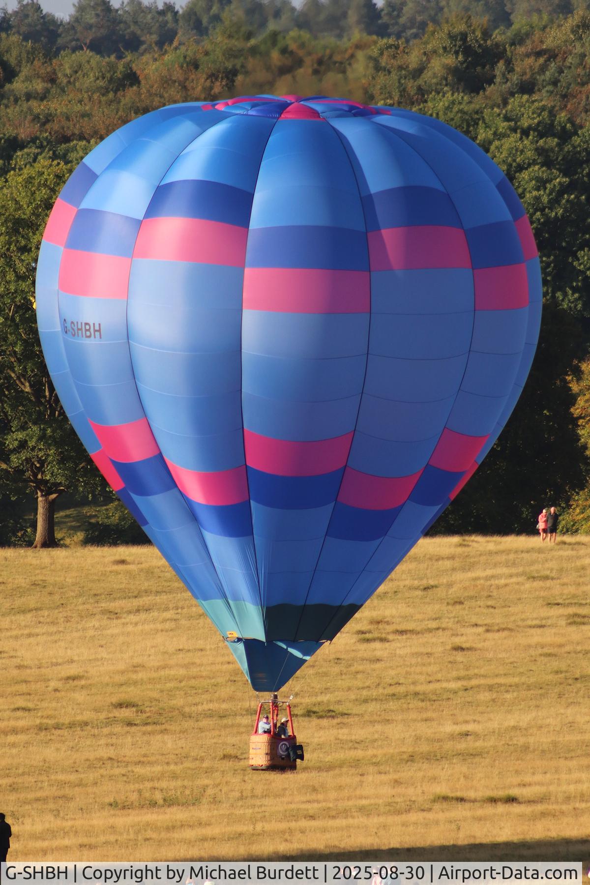 G-SHBH, 2021 UltraMagic H-77 C/N 77/434, Chatsworth House