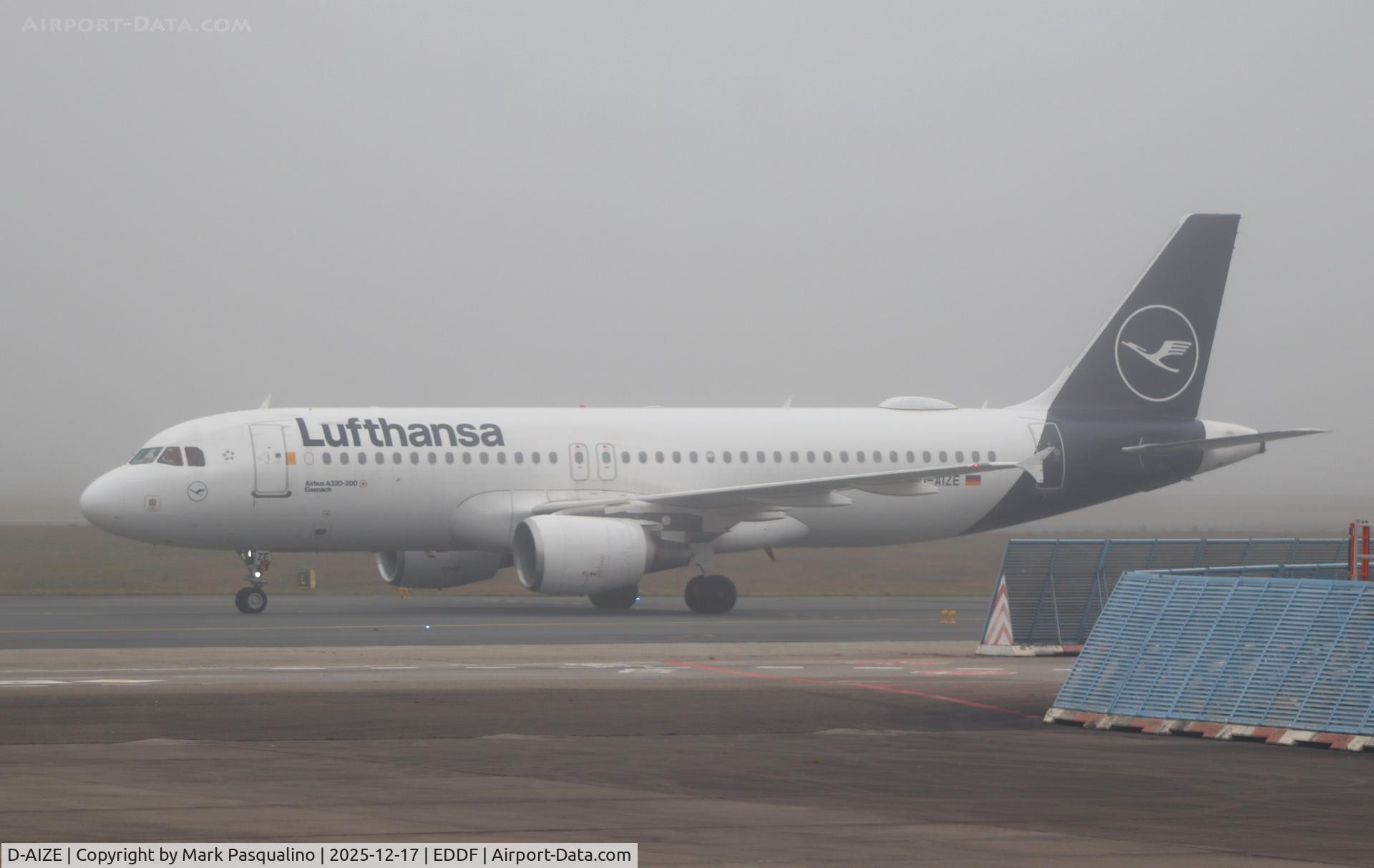 D-AIZE, 2010 Airbus A320-214 C/N 4261, Airbus A320-214