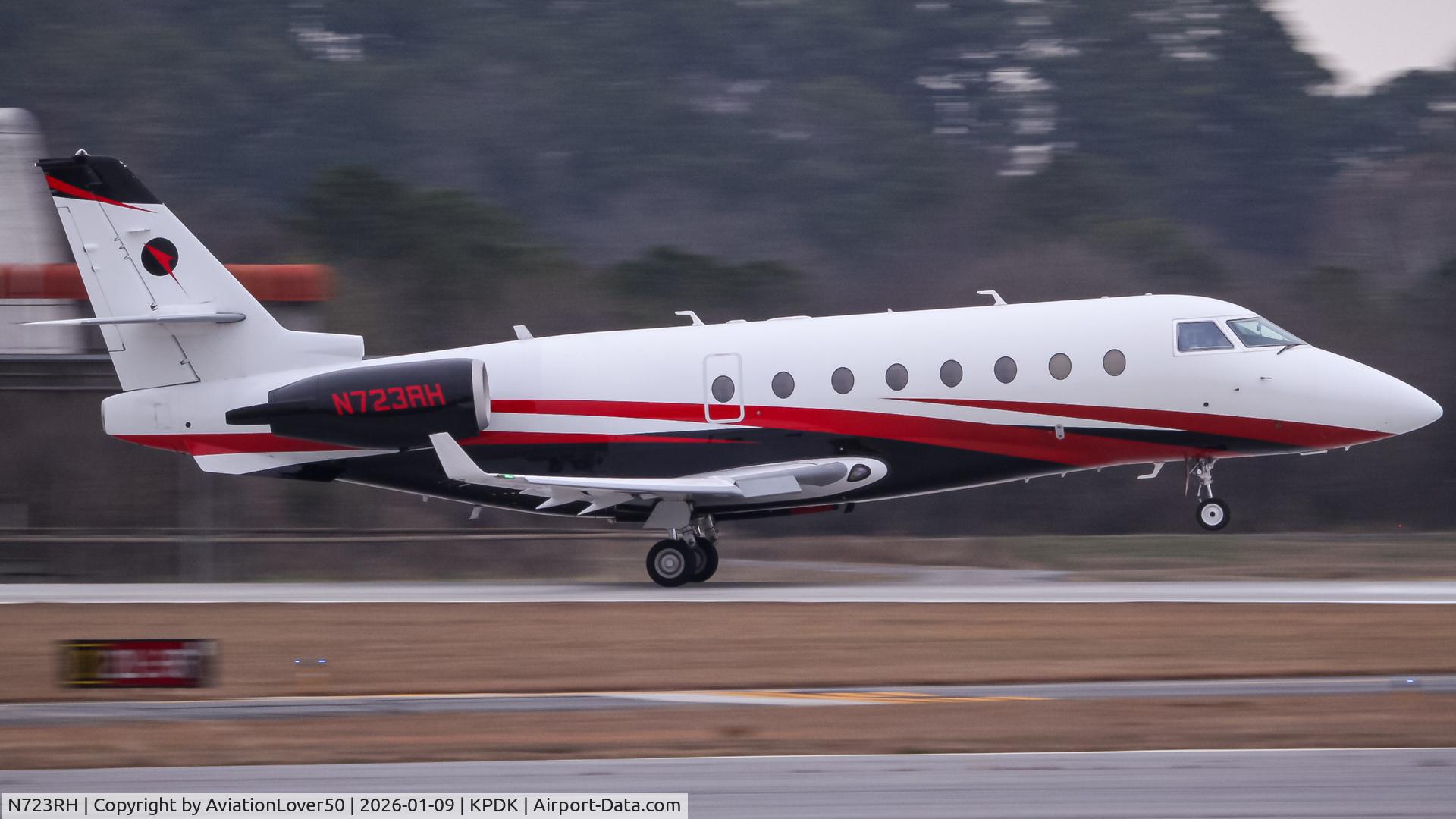N723RH, 2002 Gulfstream G200 C/N 066, G200