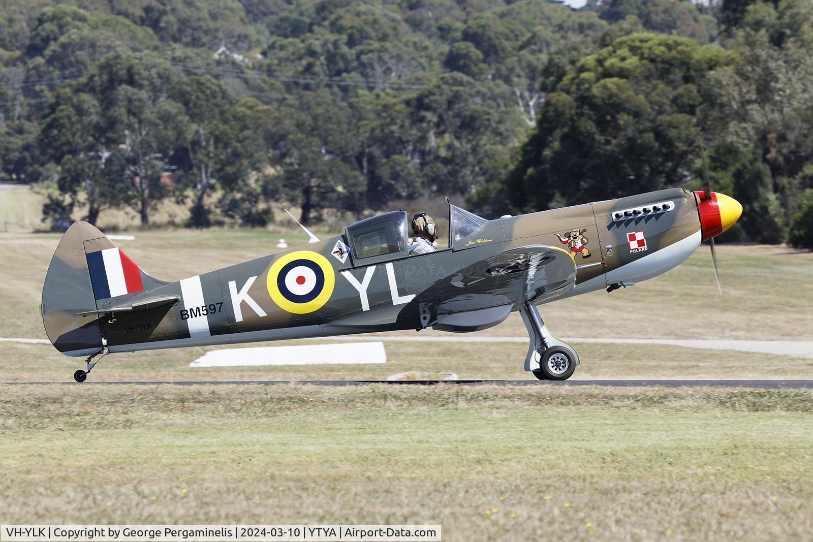 VH-YLK, 2000 Supermarine Spitfire Replica C/N 008, Tyabb airshow 2024.