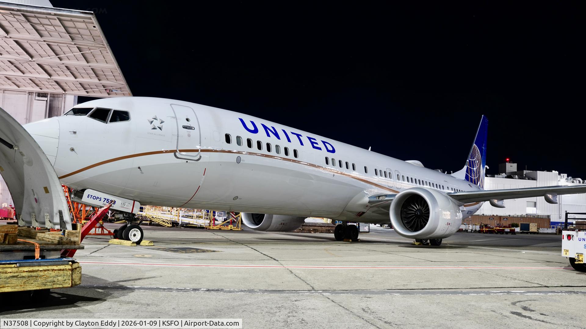 N37508, 2018 Boeing 737-9 MAX C/N 43439, SFO 2026