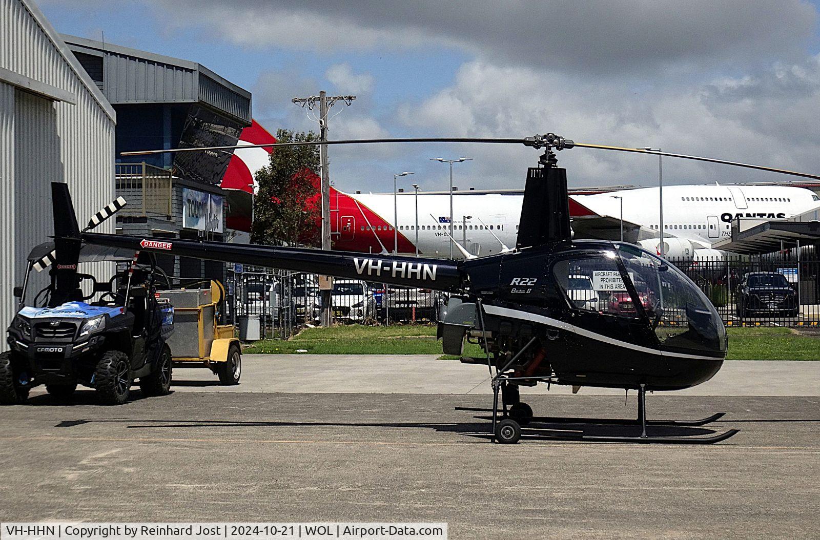 VH-HHN, 1998 Robinson R22 Beta C/N 2788, In front of the Albion Park  Aviation Museum, NSW, Australia