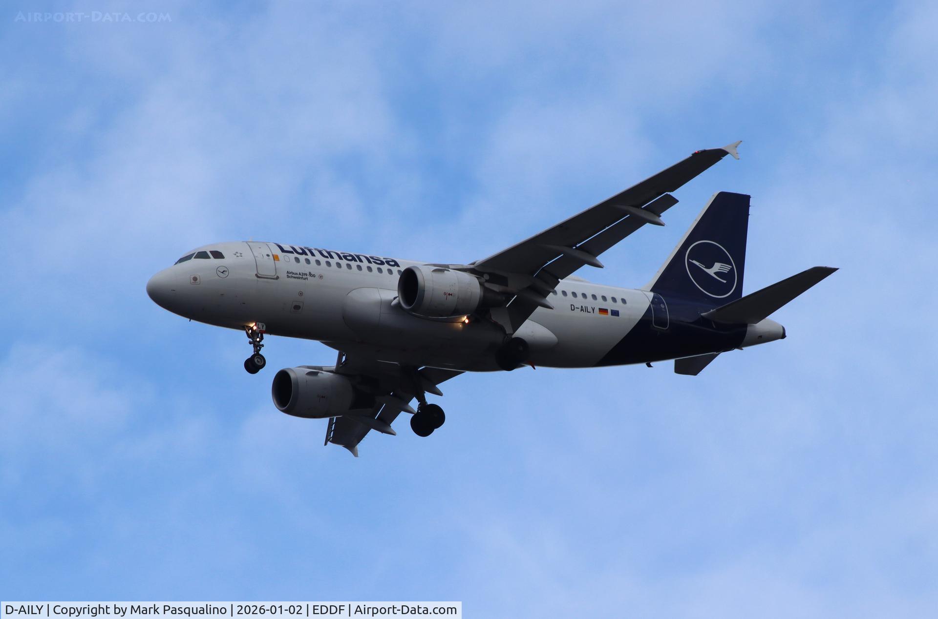 D-AILY, 1998 Airbus A319-114 C/N 875, Airbus A319-114