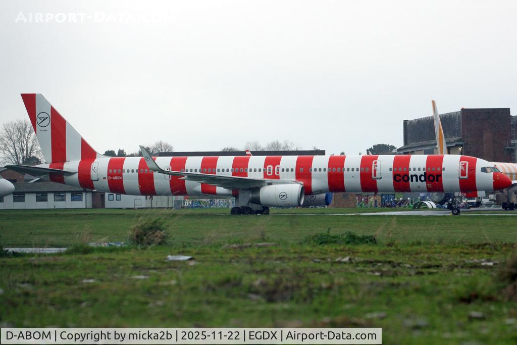 D-ABOM, 2000 Boeing 757-330 C/N 29022, Stored