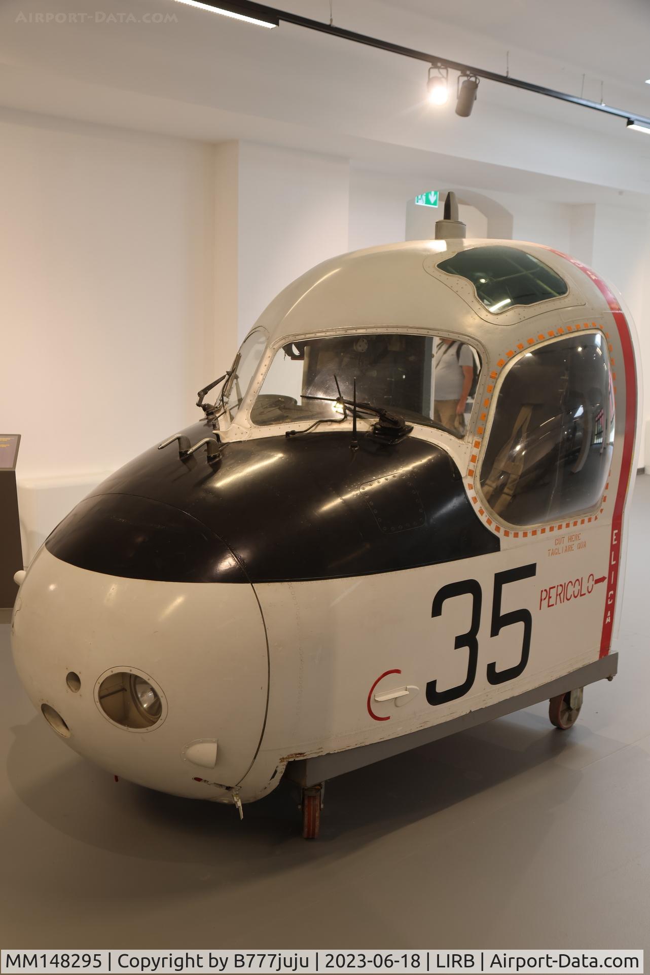 MM148295, Grumman S-2F Tracker C/N 734, at Vigna Di Valle