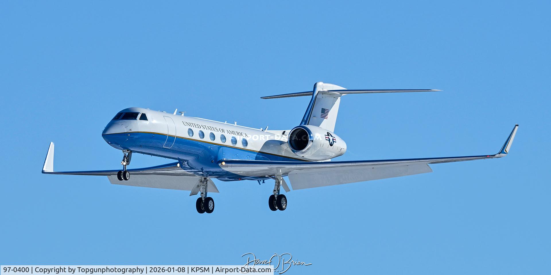 97-0400, 1997 Gulfstream Aerospace C-37A (Gulfstream V) C/N 521, VENUS53 in from Andrews AFB