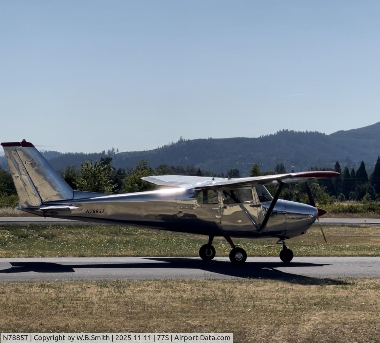 N7885T, 1960 Cessna 172A C/N 47485, 172A  Hobby Field