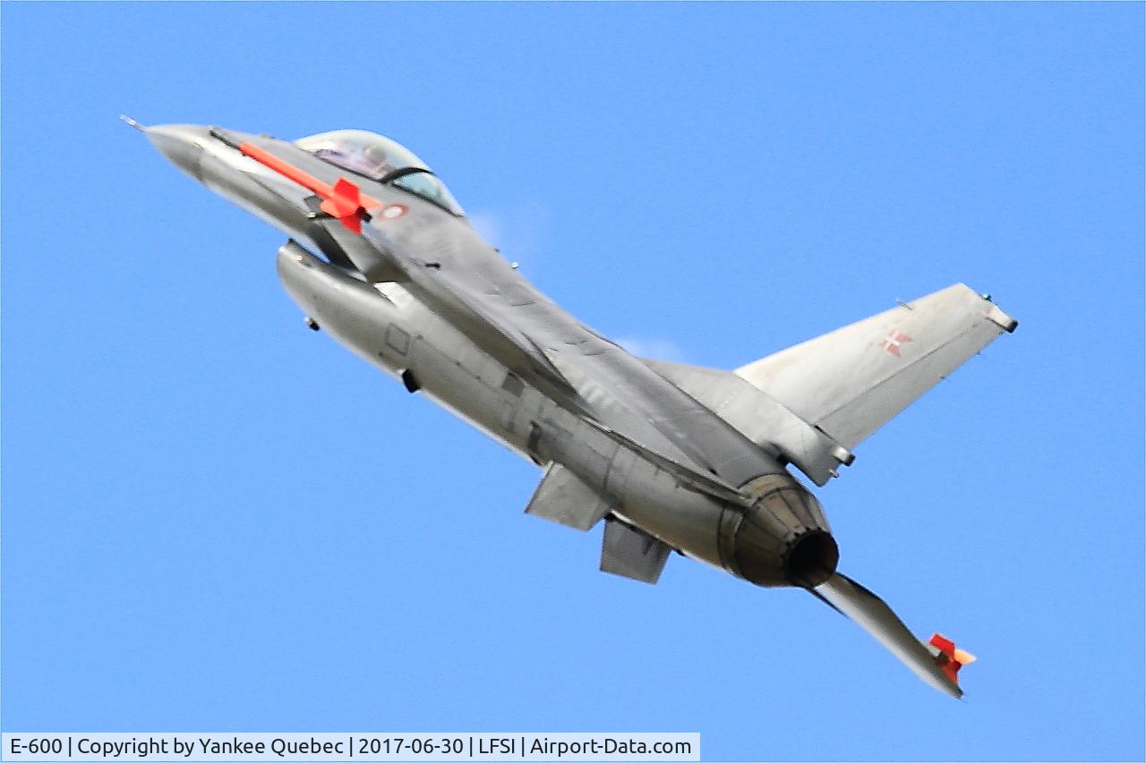 E-600, 1980 SABCA F-16AM Fighting Falcon C/N 6F-35, SABCA F-16AM Fighting Falcon, On display, St Dizier-Robinson Air Base 113 (LFSI)