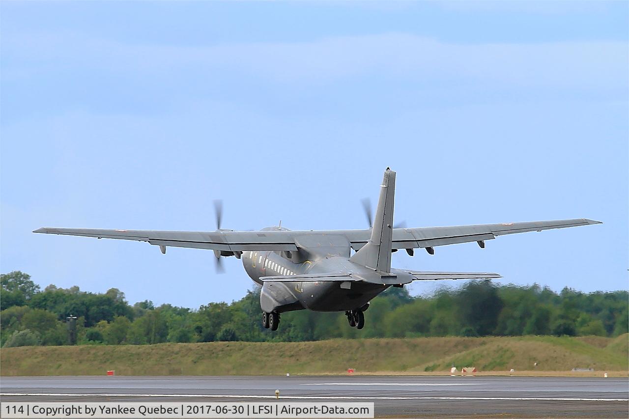 114, Airtech CN-235-200M C/N C114, Airtech CN-235-200M, Take off rwy 29, St Dizier-Robinson Air Base 113 (LFSI)