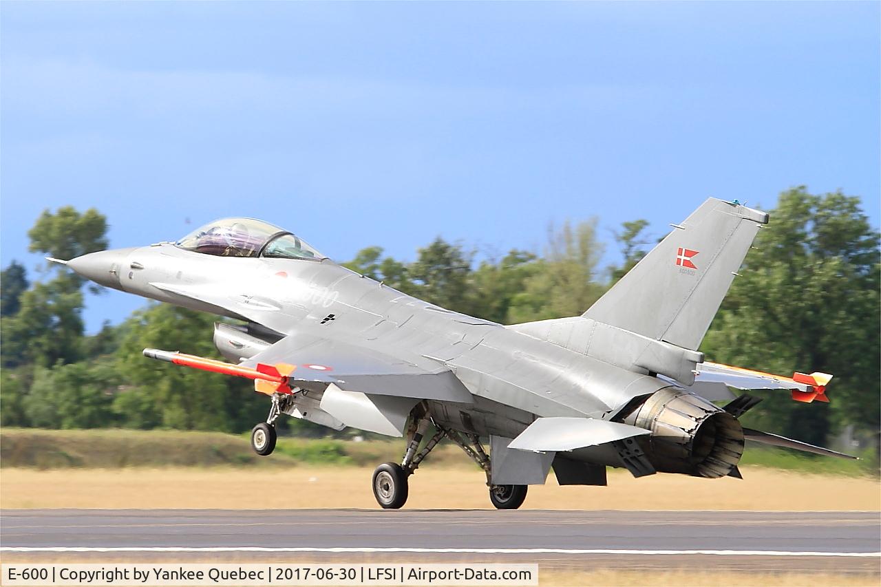 E-600, 1980 SABCA F-16AM Fighting Falcon C/N 6F-35, SABCA F-16AM Fighting Falcon, Landing rwy 29, St Dizier-Robinson Air Base 113 (LFSI)