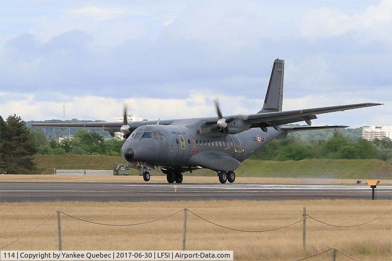 114, Airtech CN-235-200M C/N C114, Airtech CN-235-200M, Landing rwy 29, St Dizier-Robinson Air Base 113 (LFSI)