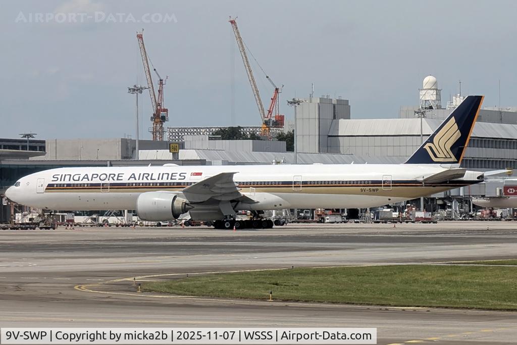 9V-SWP, 2008 Boeing 777-312/ER C/N 34581, Parked