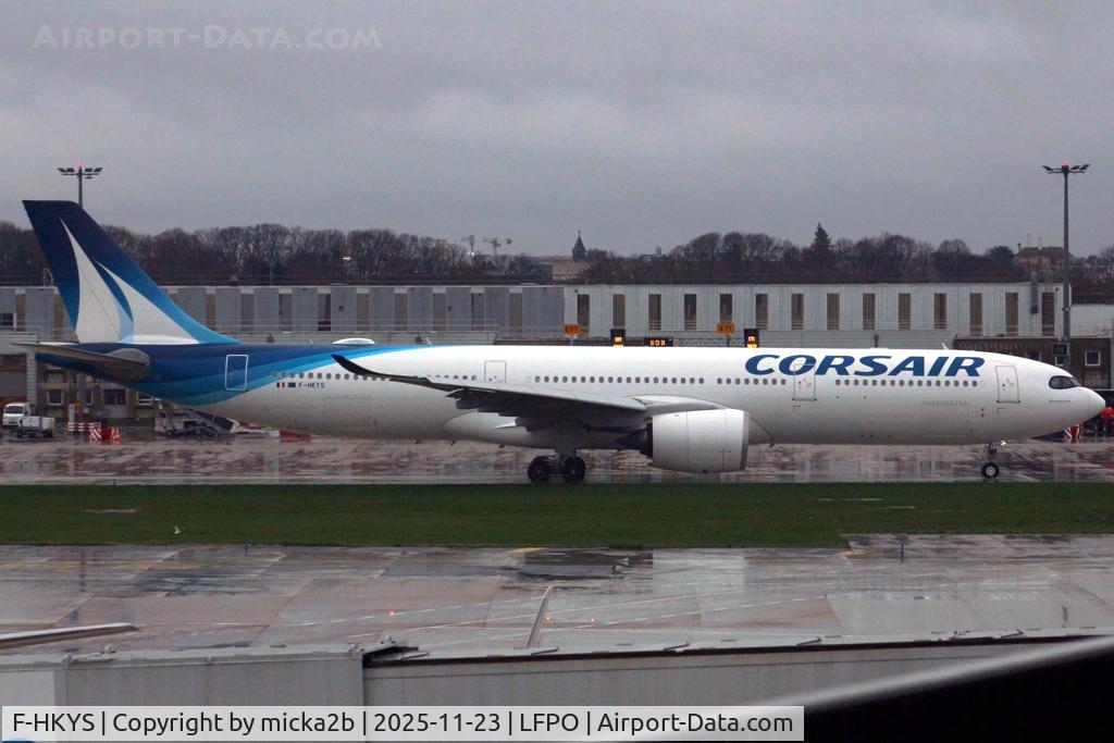 F-HKYS, 2021 Airbus A330-941N C/N 1992, Taxiing