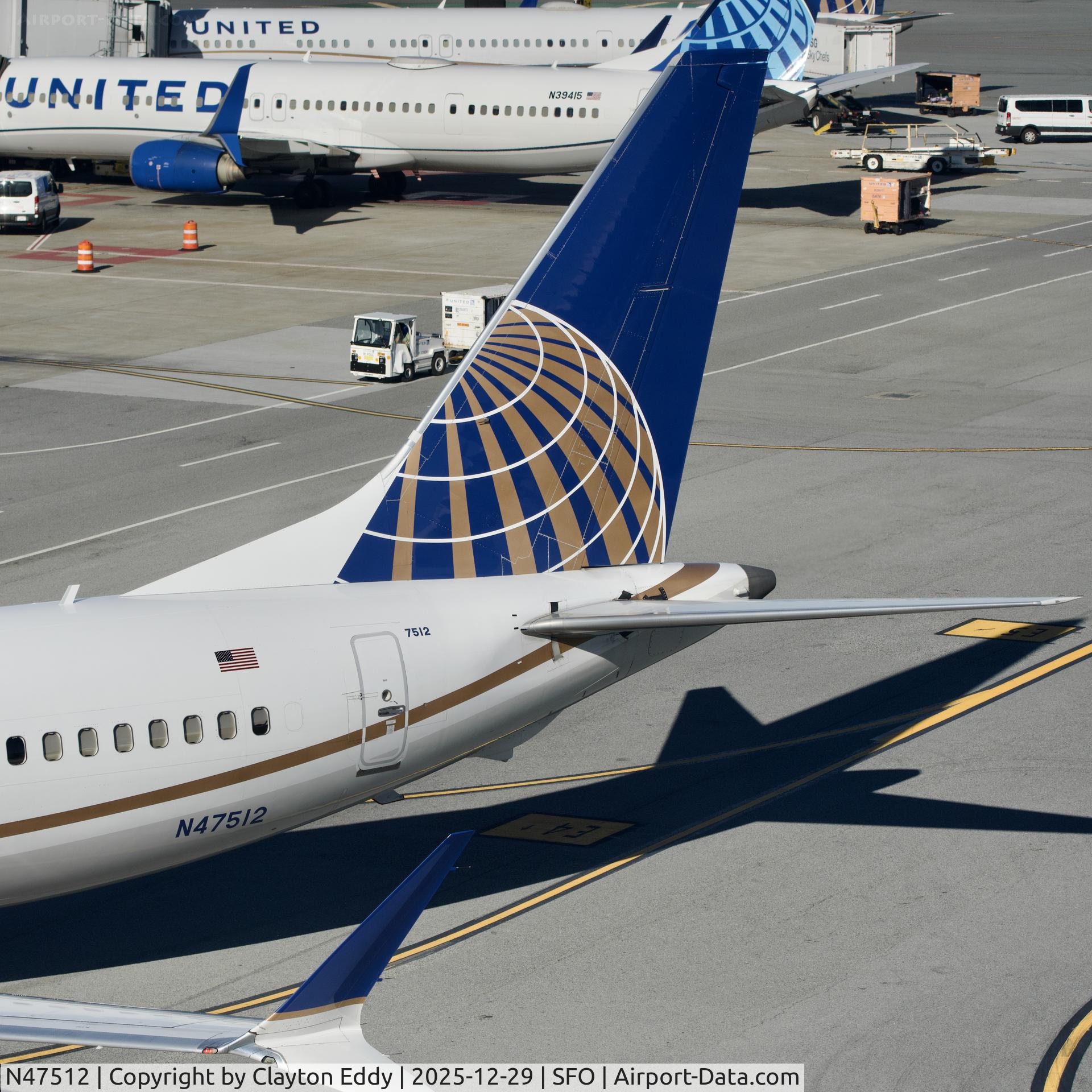 N47512, 2019 Boeing 737-9 MAX C/N 43449, Sky Terrace SFO 2025