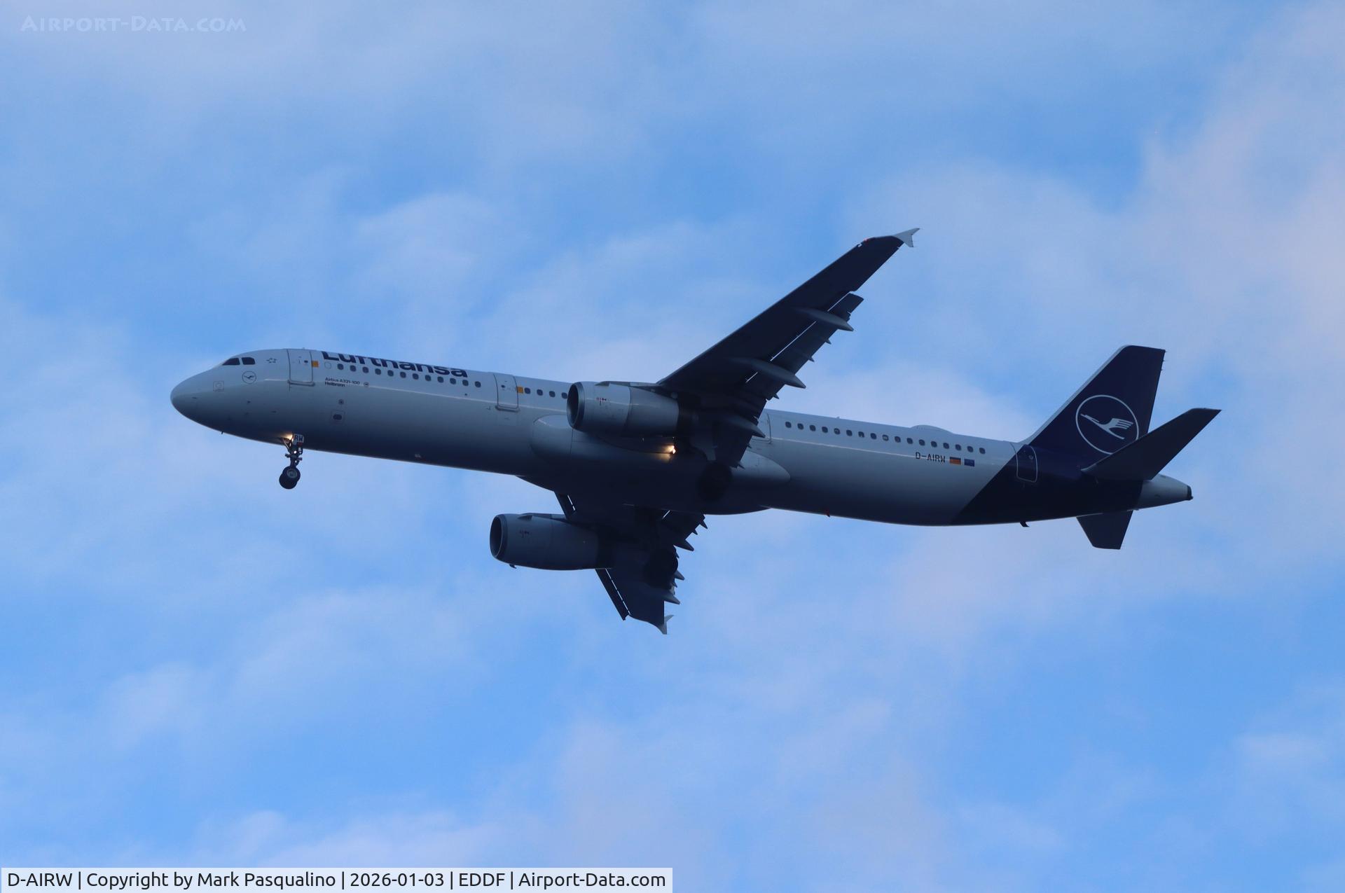 D-AIRW, 1997 Airbus A321-131 C/N 0699, Airbus A321-131