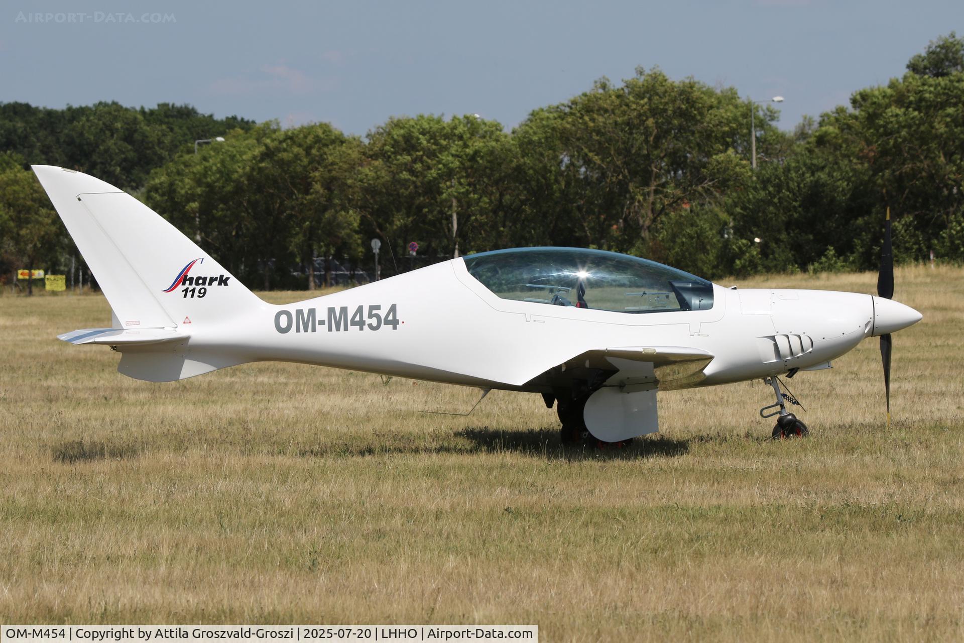 OM-M454, 2022 Shark Aero Shark 600 C/N 119, LHHO - Hajdúszoboszló Airport, Hungary