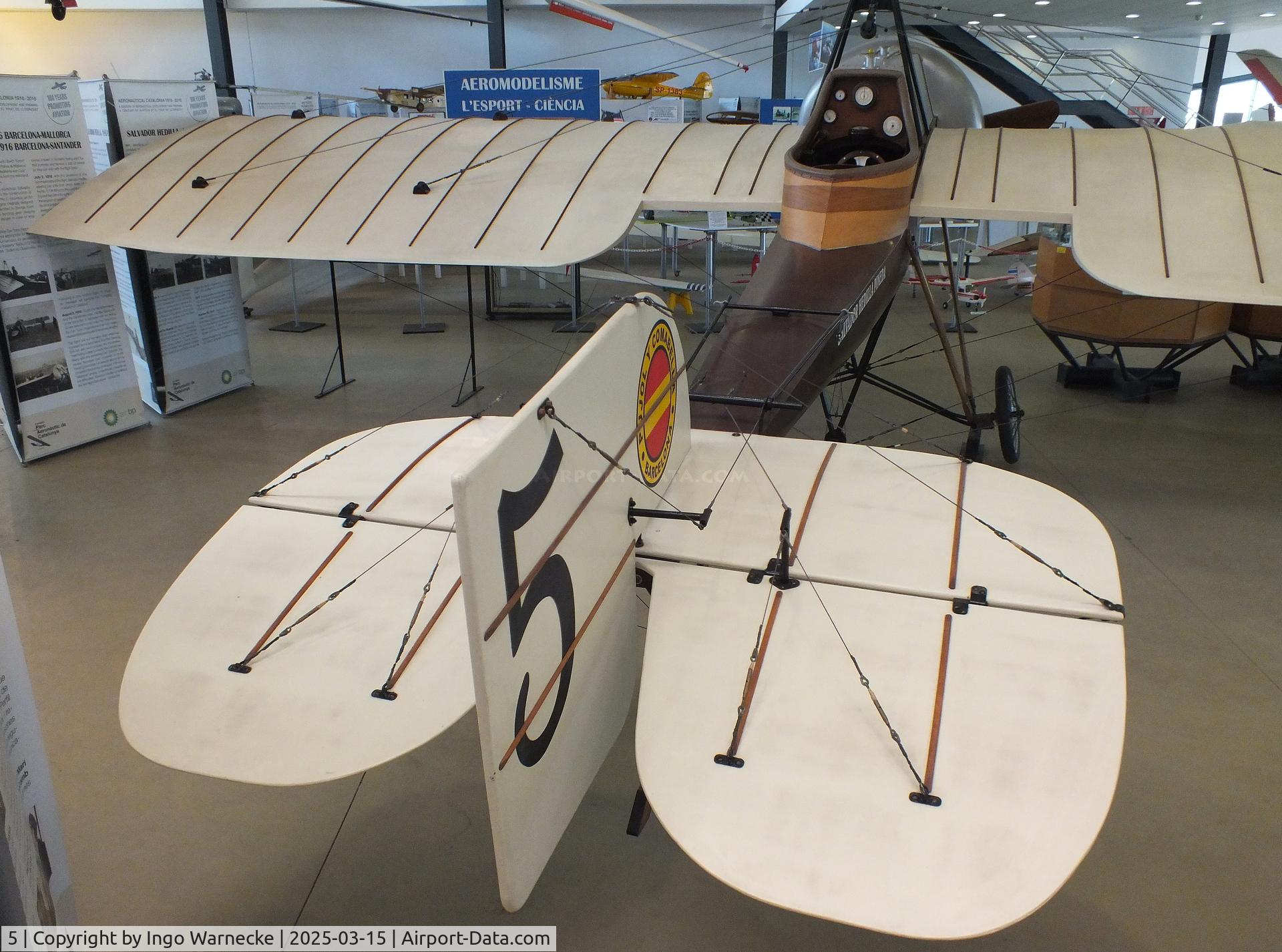 5, 2002 Hedilla 1915 Monocoque II replica C/N 01, Salvador Hedilla Pineda 1916 Monocoque II replica (originally built by Pujol y Comabella Cia, replica built by Asociación Amigos de la Aeronáutica) at the FPAC (Fundació Parc Aeronàutic de Catalunya) Centre Cultural Aeronàutic, Barcelona El Prat airport