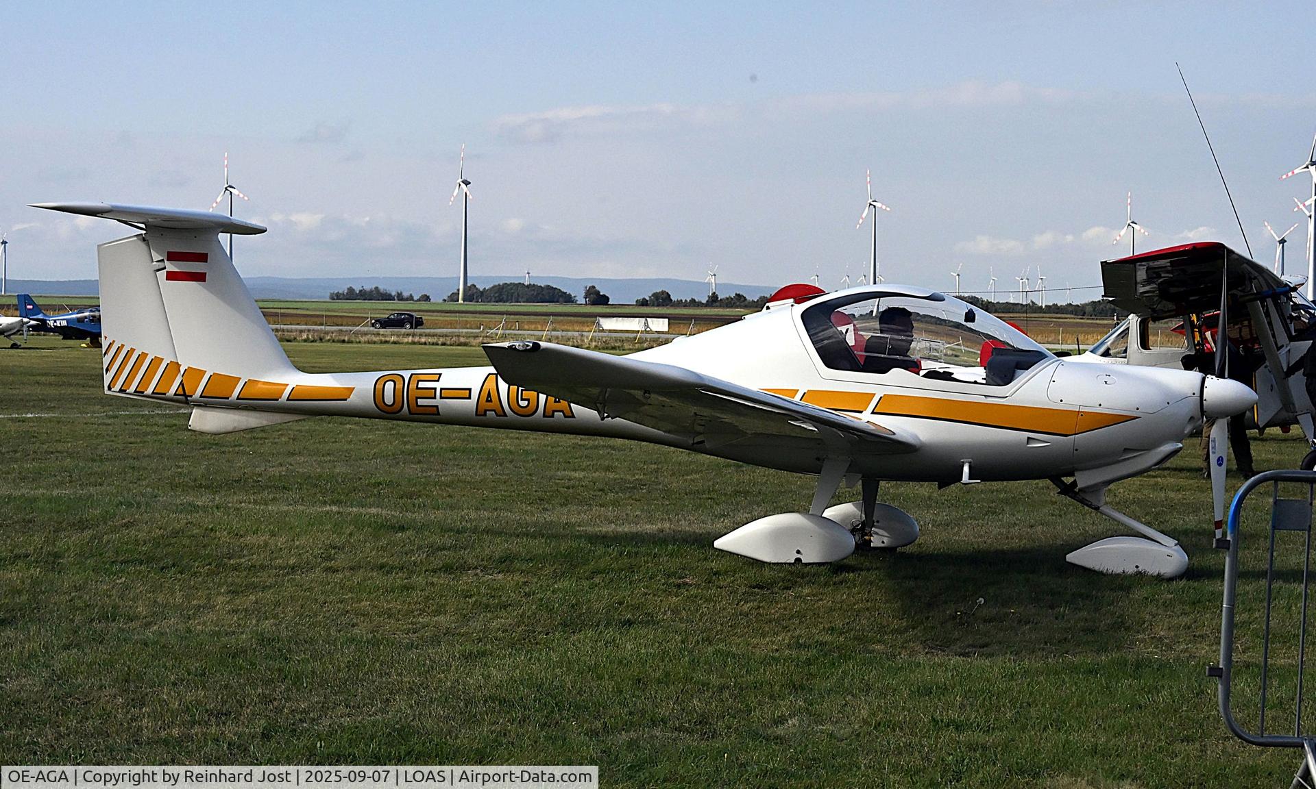 OE-AGA, HOAC DV-20 Katana C/N 20009, In new colors at Flugplatzfest Spitzerberg, Austria
