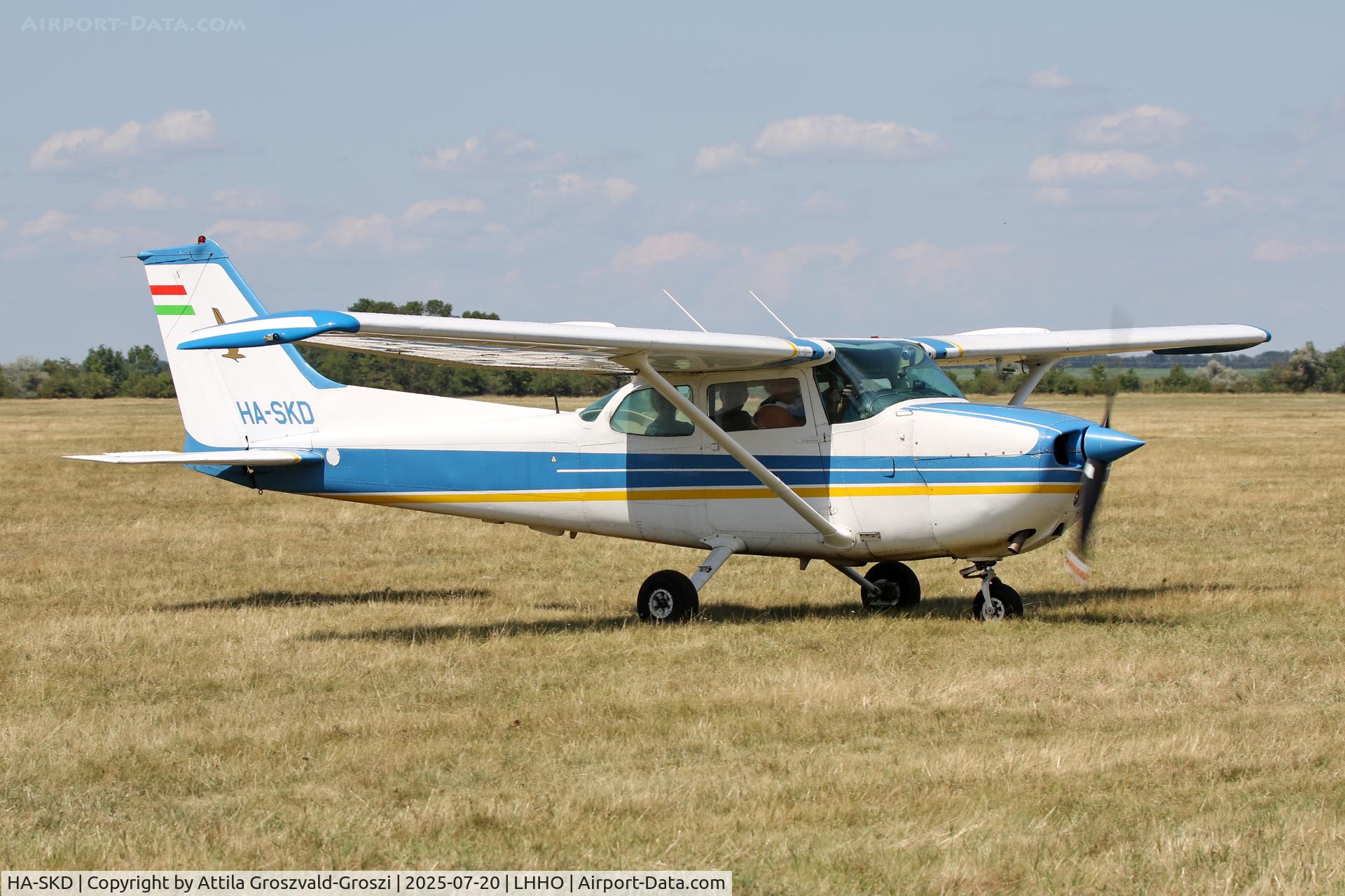 HA-SKD, 1978 Cessna 172N C/N 17270586, LHHO - Hajdúszoboszló Airport, Hungary