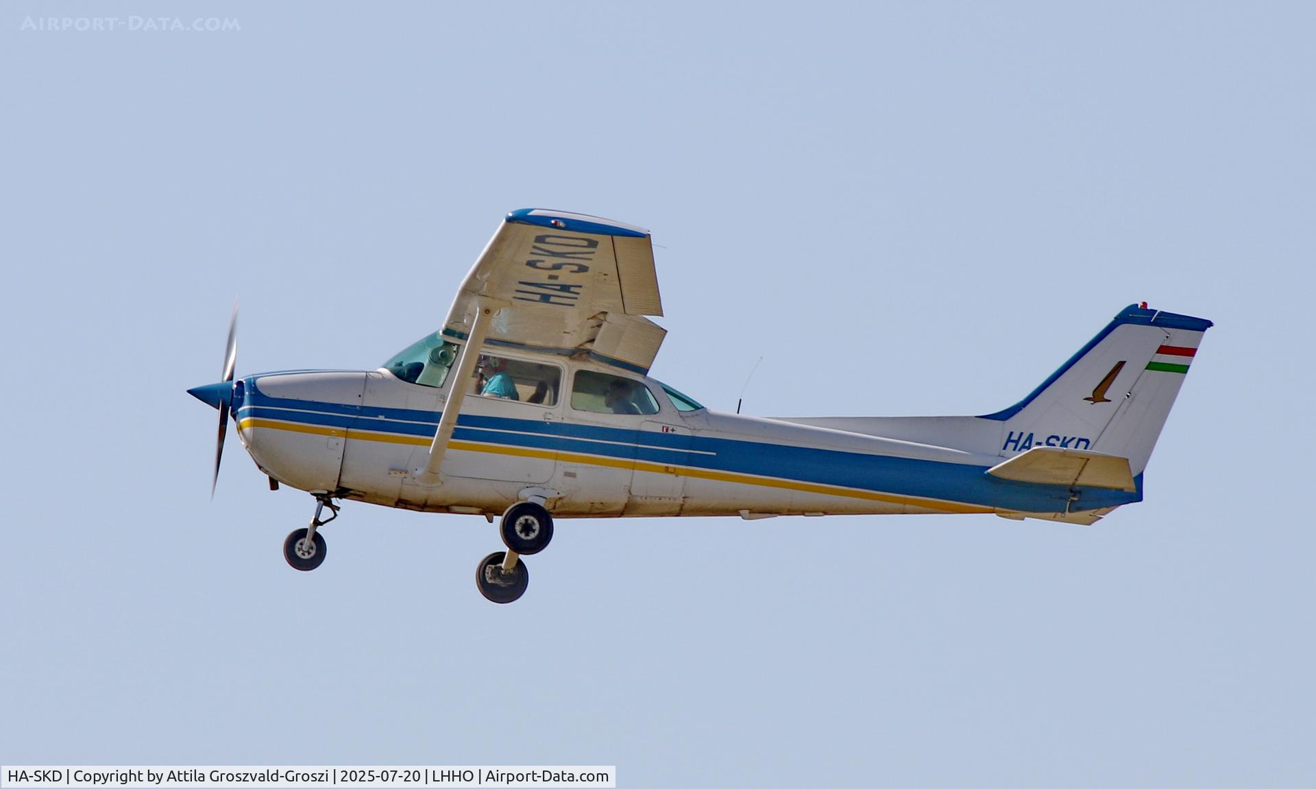 HA-SKD, 1978 Cessna 172N C/N 17270586, LHHO - Hajdúszoboszló Airport, Hungary