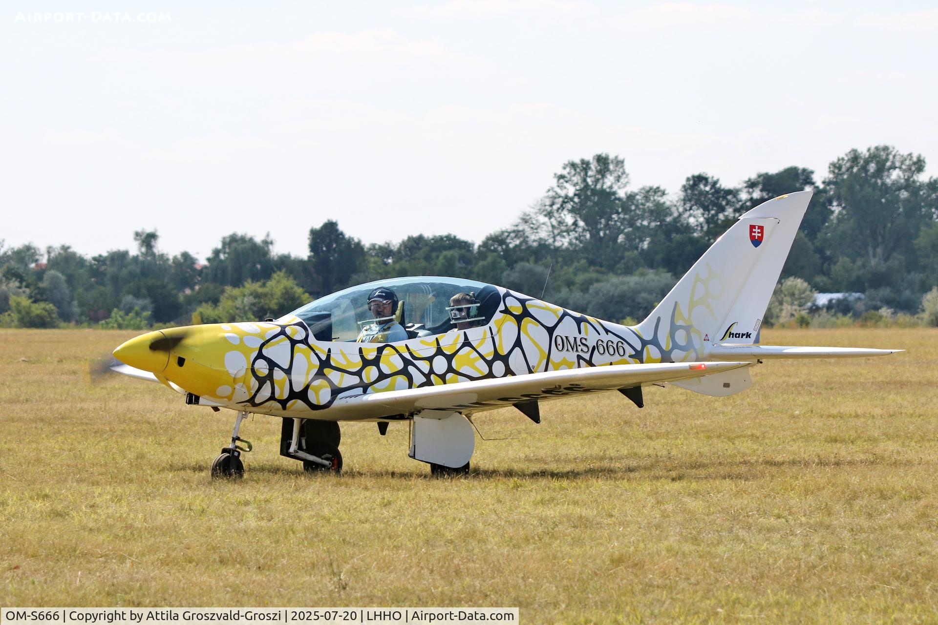 OM-S666, Shark Aero Shark C/N 090, LHHO - Hajdúszoboszló Airport, Hungary