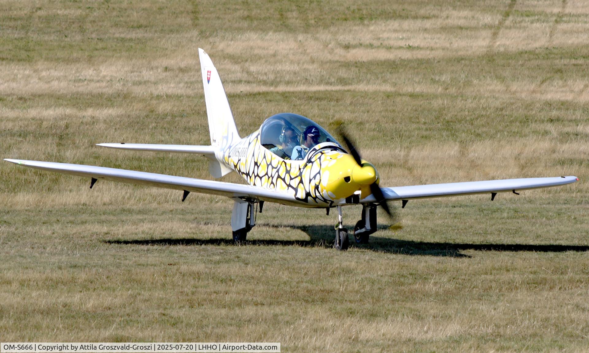 OM-S666, Shark Aero Shark C/N 090, LHHO - Hajdúszoboszló Airport, Hungary