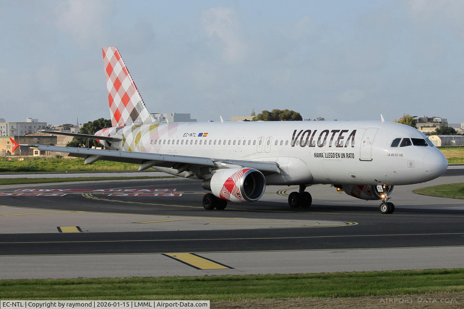 EC-NTL, 2009 Airbus A320-216 C/N 3846, Airbus A320-216 reg EC-NTL of Volotea exiting the main runway after landing RW13 from Verona.