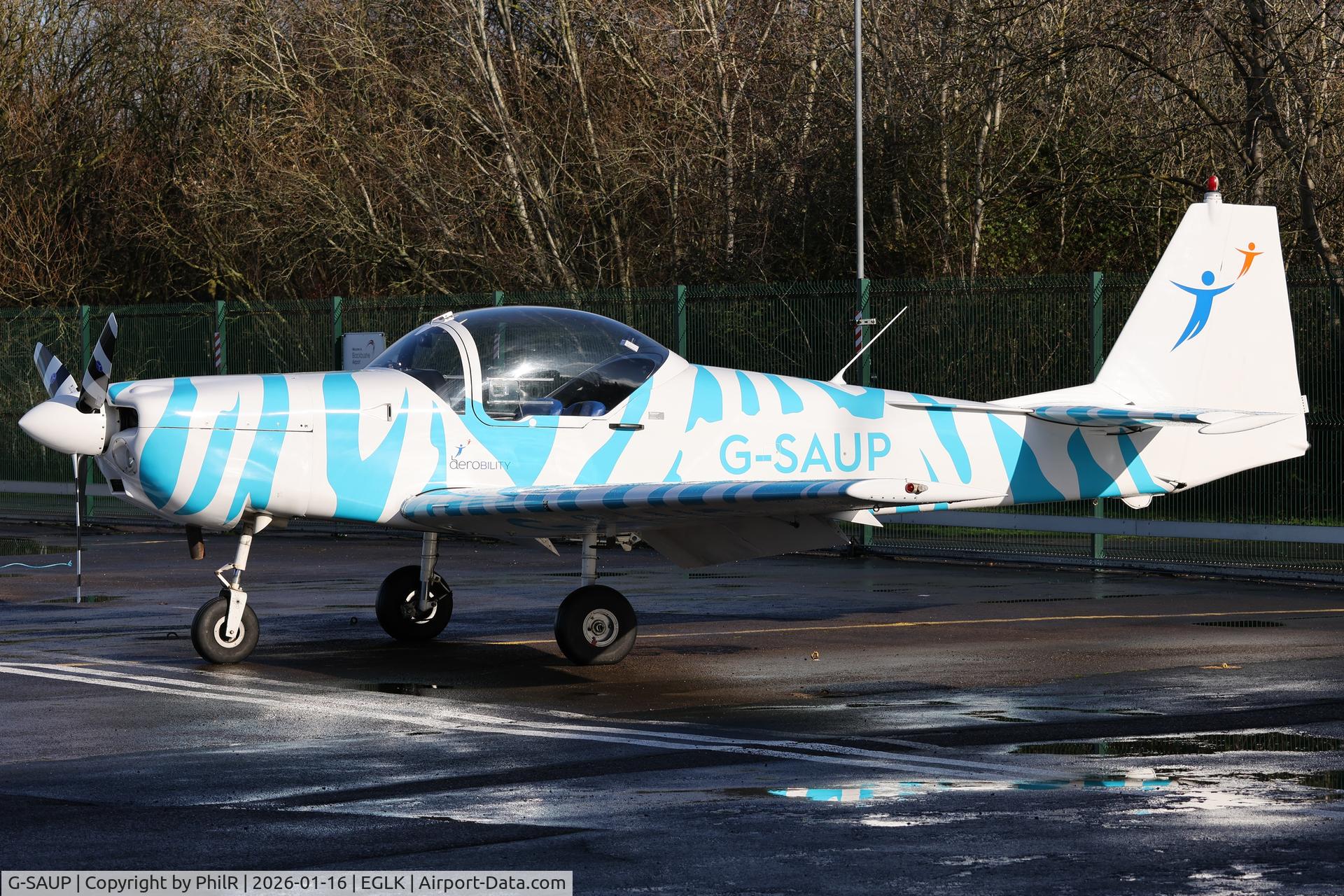 G-SAUP, 1987 Slingsby T-67M-200 Firefly C/N 2046, G-SAUP 1987 Slingsby T67M-200 Firefly Blackbushe 16.01.26 (4)