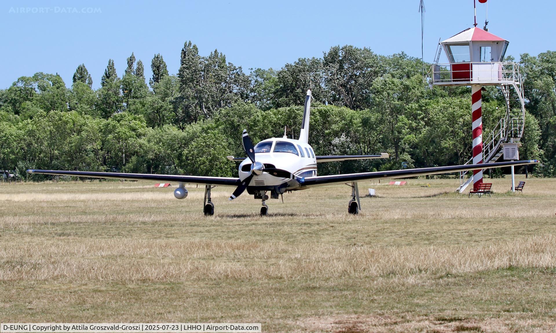 D-EUNG, 2006 Piper PA-46-350P Malibu Mirage C/N 4636393, LHHO - Hajdúszoboszló Airport, Hungary