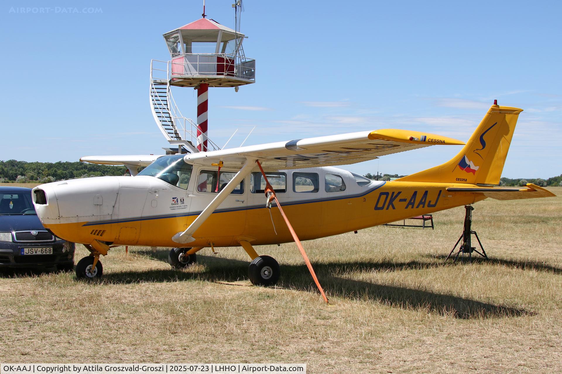 OK-AAJ, 1978 Cessna T207A Turbo Stationair 7 C/N 20700455, LHHO - Hajdúszoboszló Airport, Hungary