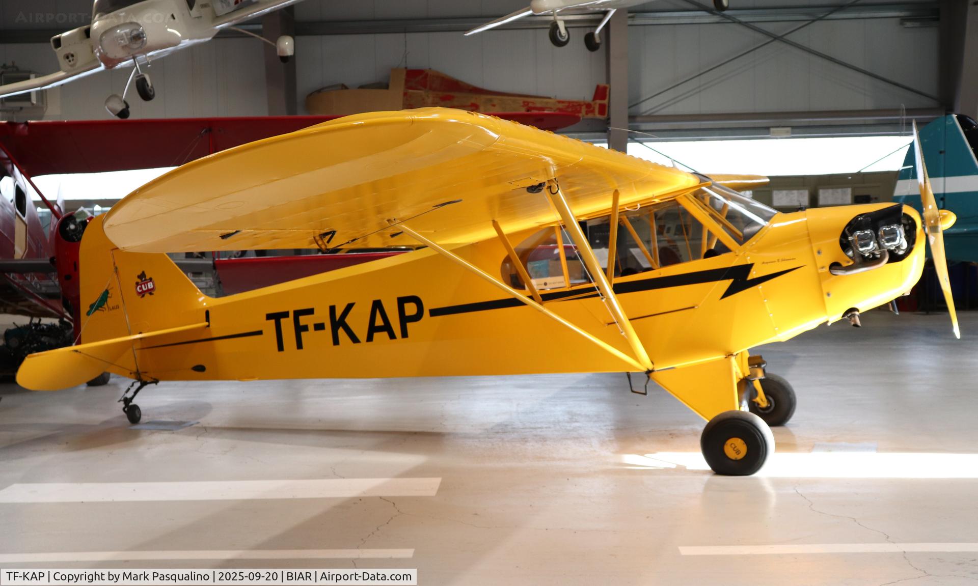 TF-KAP, Piper J3C-65 Cub C/N 15328, Piper J3C-65