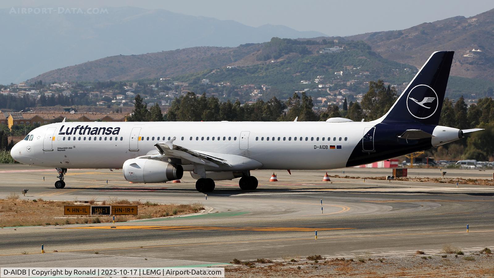 D-AIDB, 2010 Airbus A321-231 C/N 4545, at agp