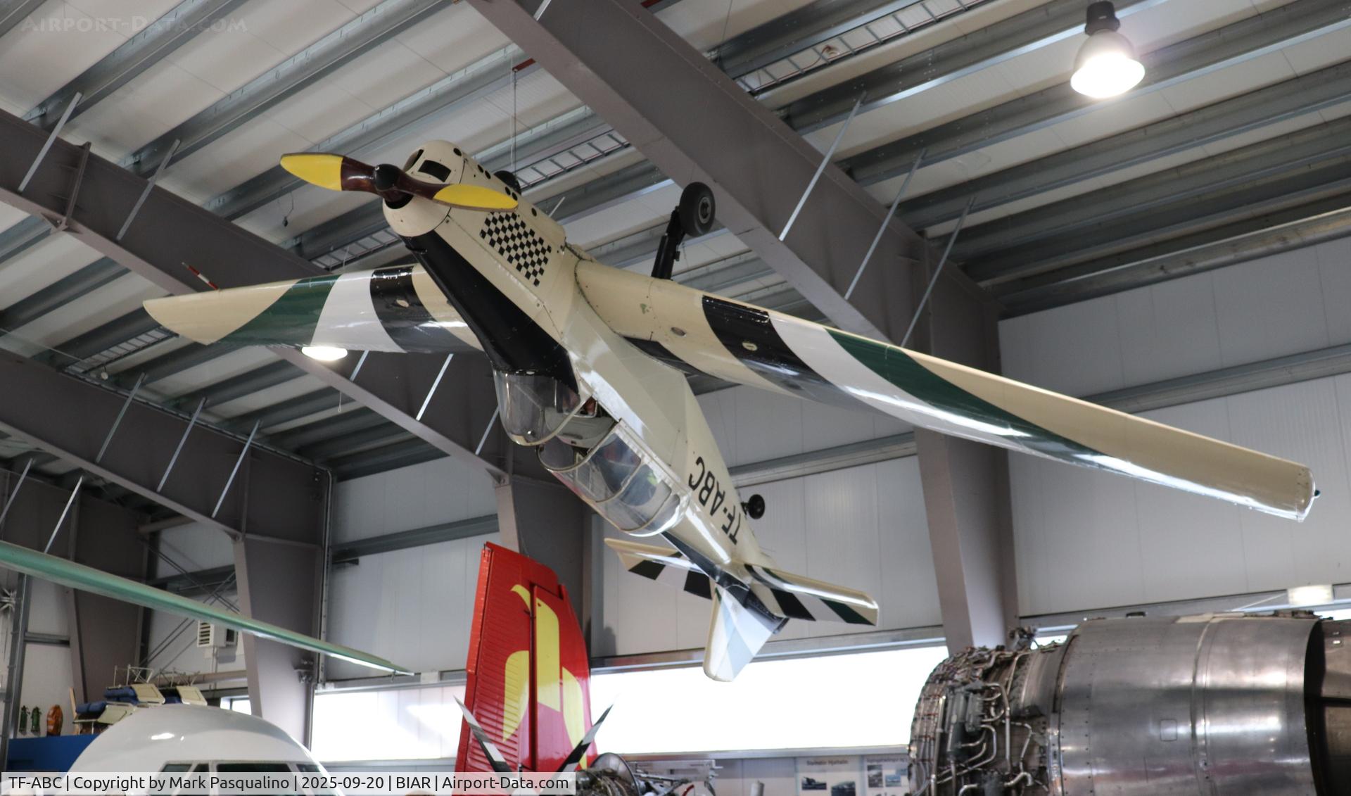 TF-ABC, Zlin Z-326 Trener Master C/N 908, Zlin Z-326 Trener Master