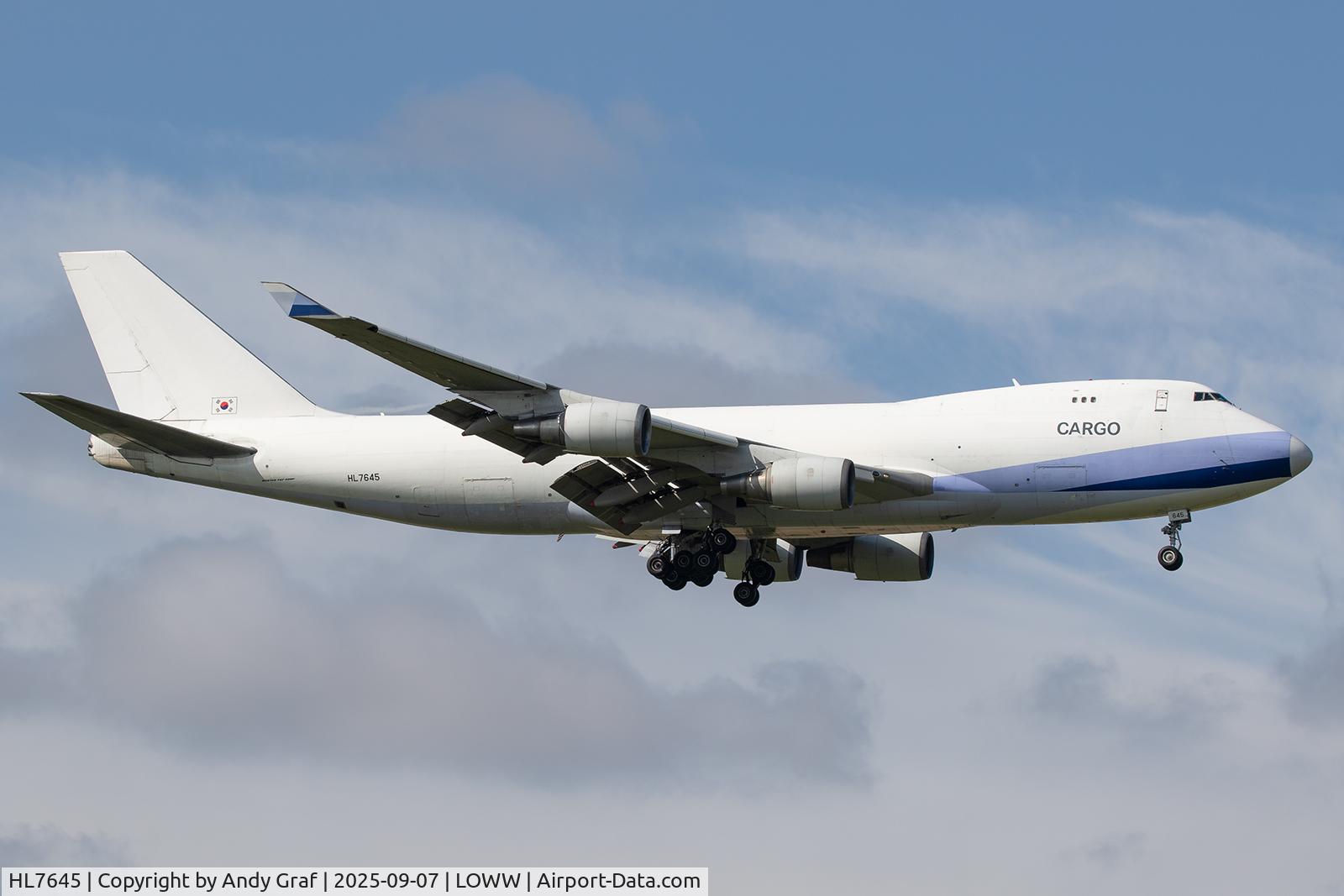 HL7645, 2001 Boeing 747-409F/SCD C/N 30765, Air Zeta 747-400F