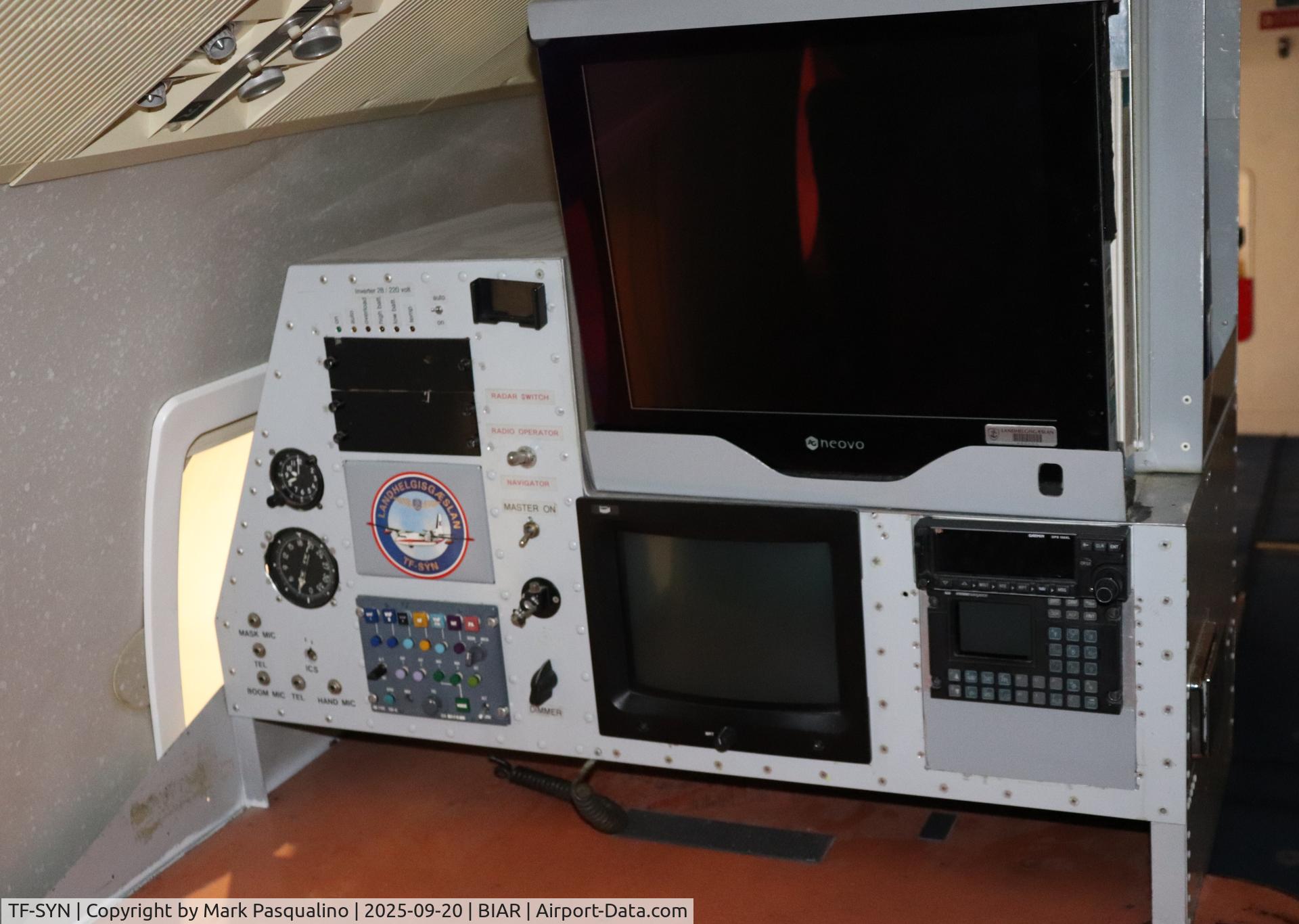 TF-SYN, 1976 Fokker F-27-200 Friendship C/N 10545, Work station