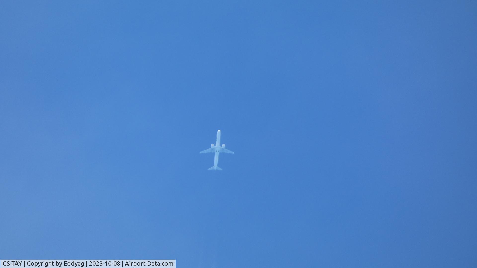 CS-TAY, 2010 Embraer 195LR (ERJ-190-200LR) C/N 19000357, TAP Air Portugal