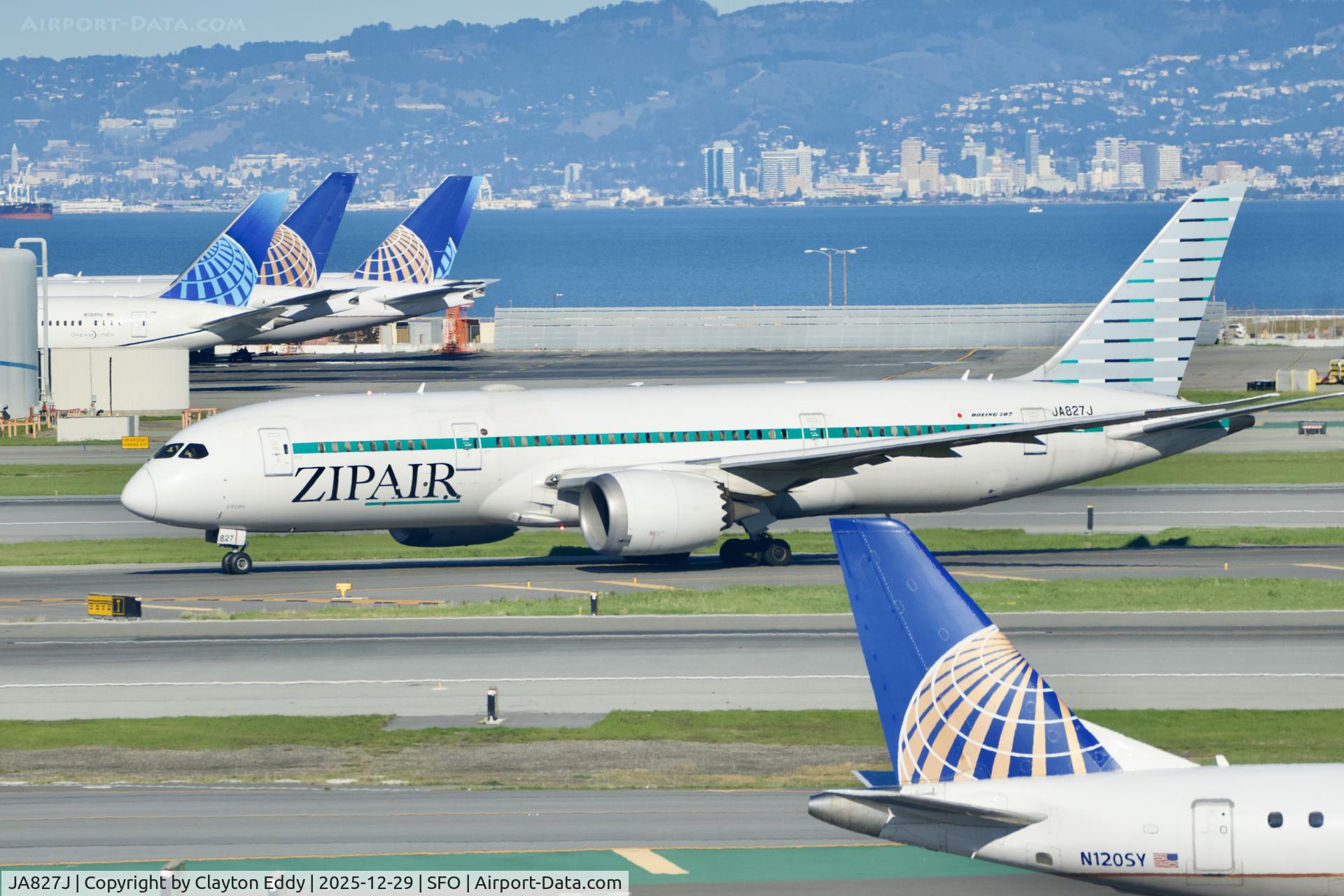 JA827J, 2011 Boeing 787-8 Dreamliner C/N 34837, Sky Terrace SFO 2025