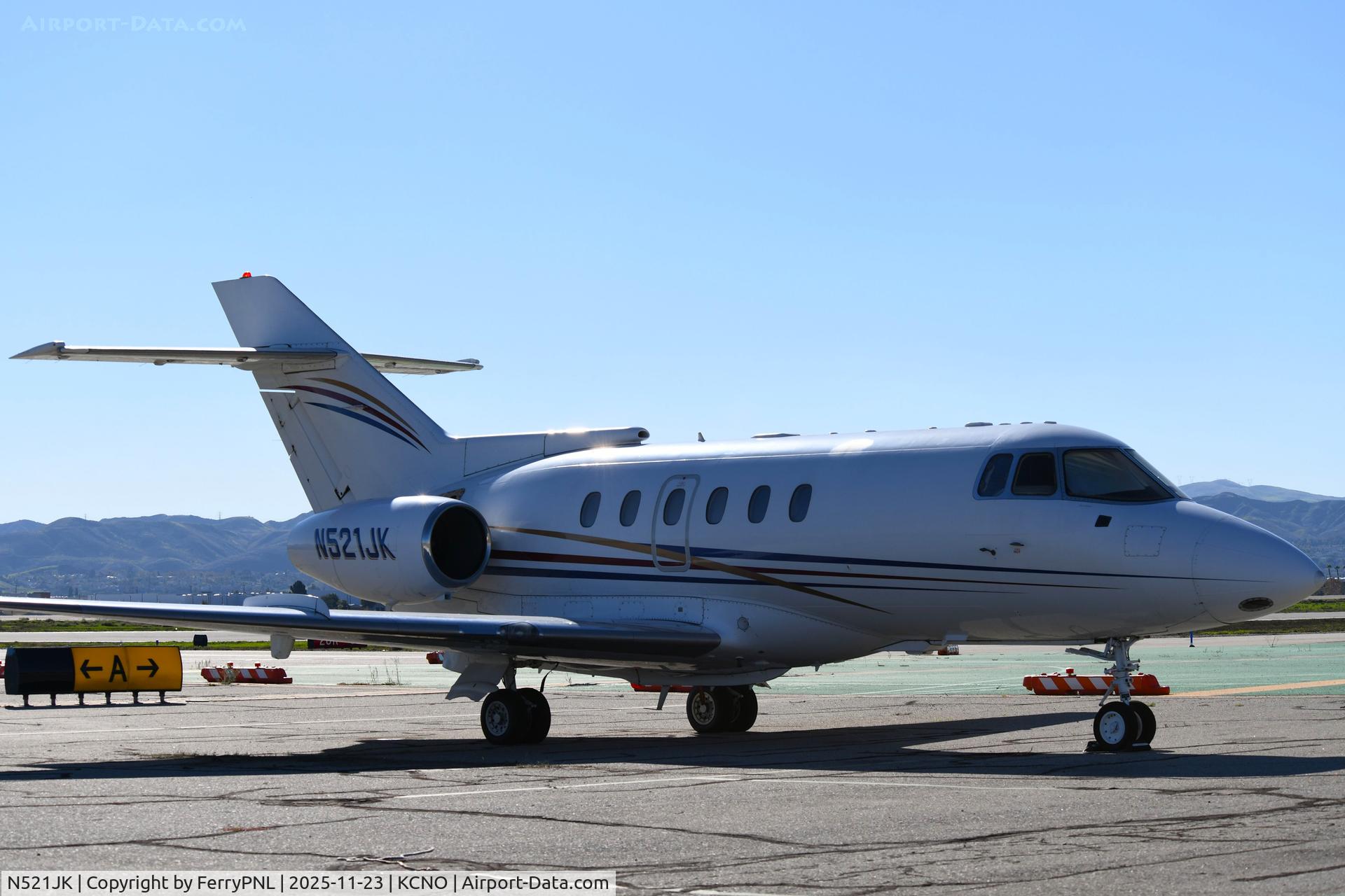 N521JK, 1994 Raytheon Hawker 800 C/N 258262, Hawker 800 parked at CNO