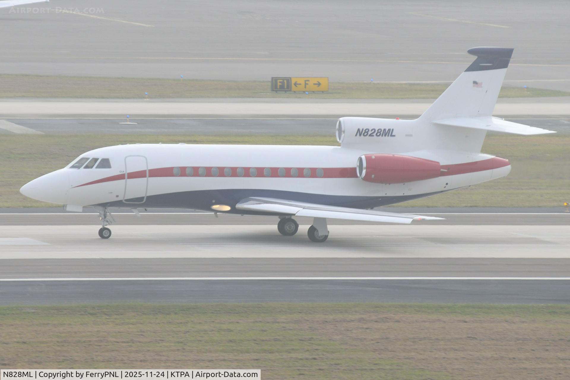 N828ML, 1987 Dassault Falcon 900 C/N 25, Walkabout Air DA900 departing while the fog is lifting.